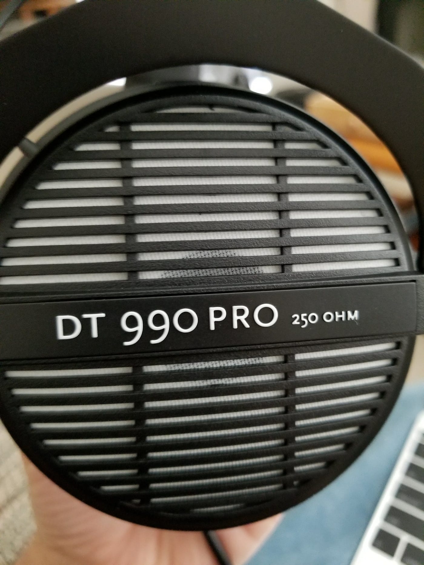 Beyerdynamic DT 990 Pro Review - Produce Like A Pro