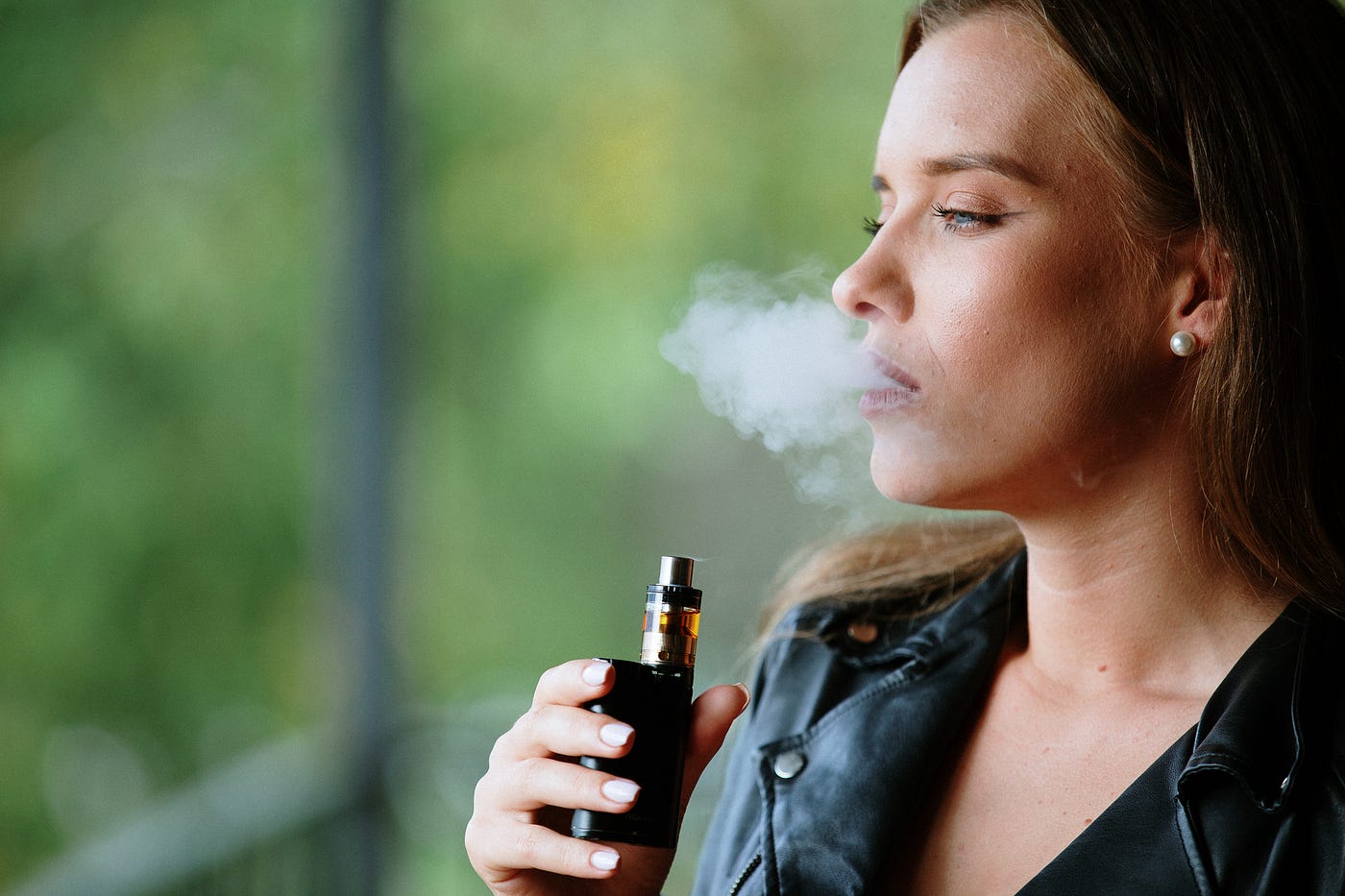 The Hidden Risks Behind Today’s Vaping Trends