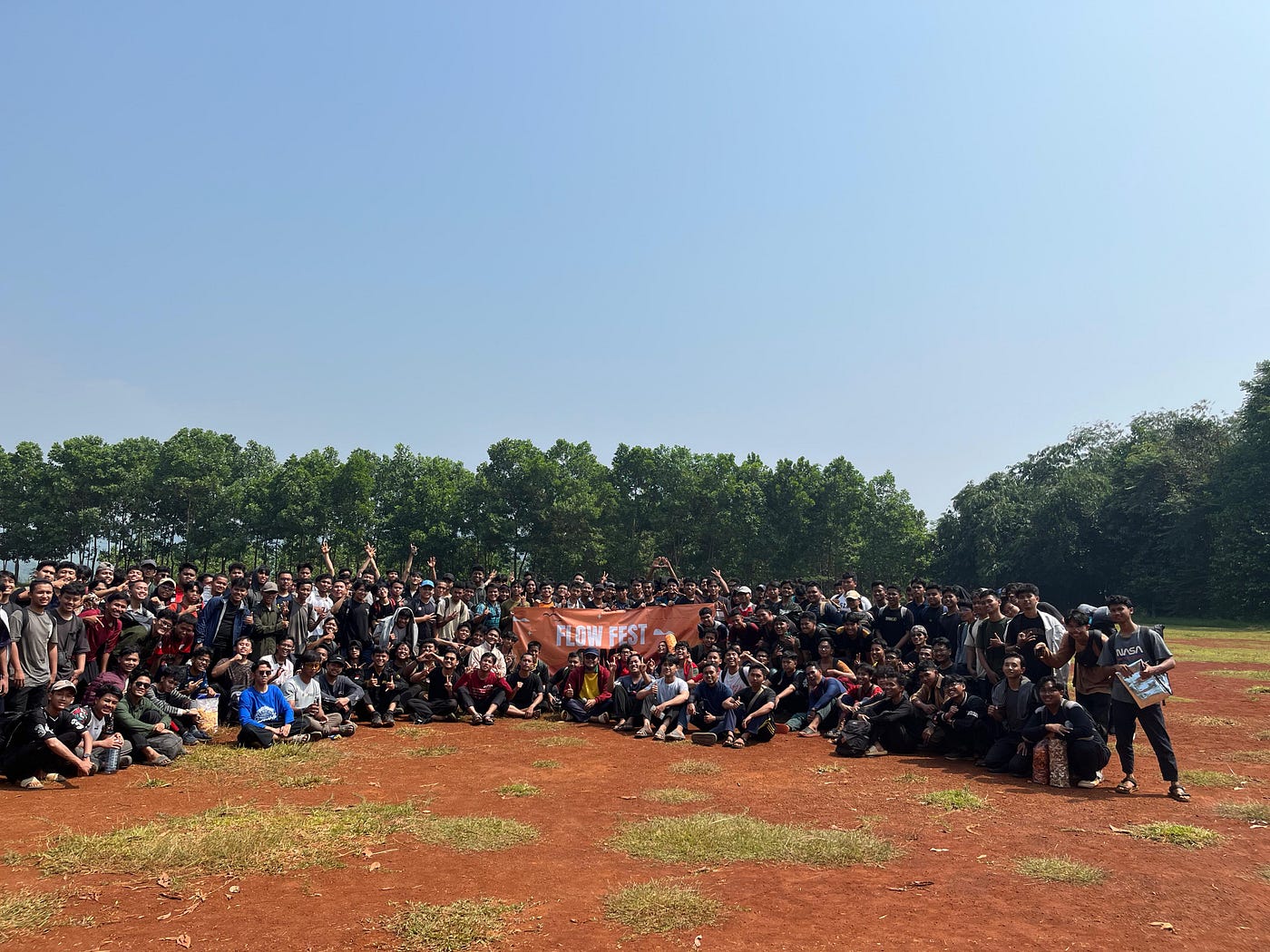 Foto bersama penutupan