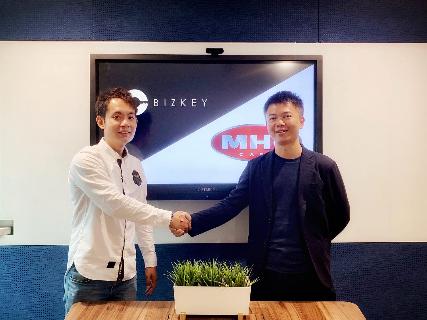 Buyers can purchase automobiles with cryptocurrency in Singapore soon,  powered by Bizkey | by Bizkey | Bizkey Official | Medium