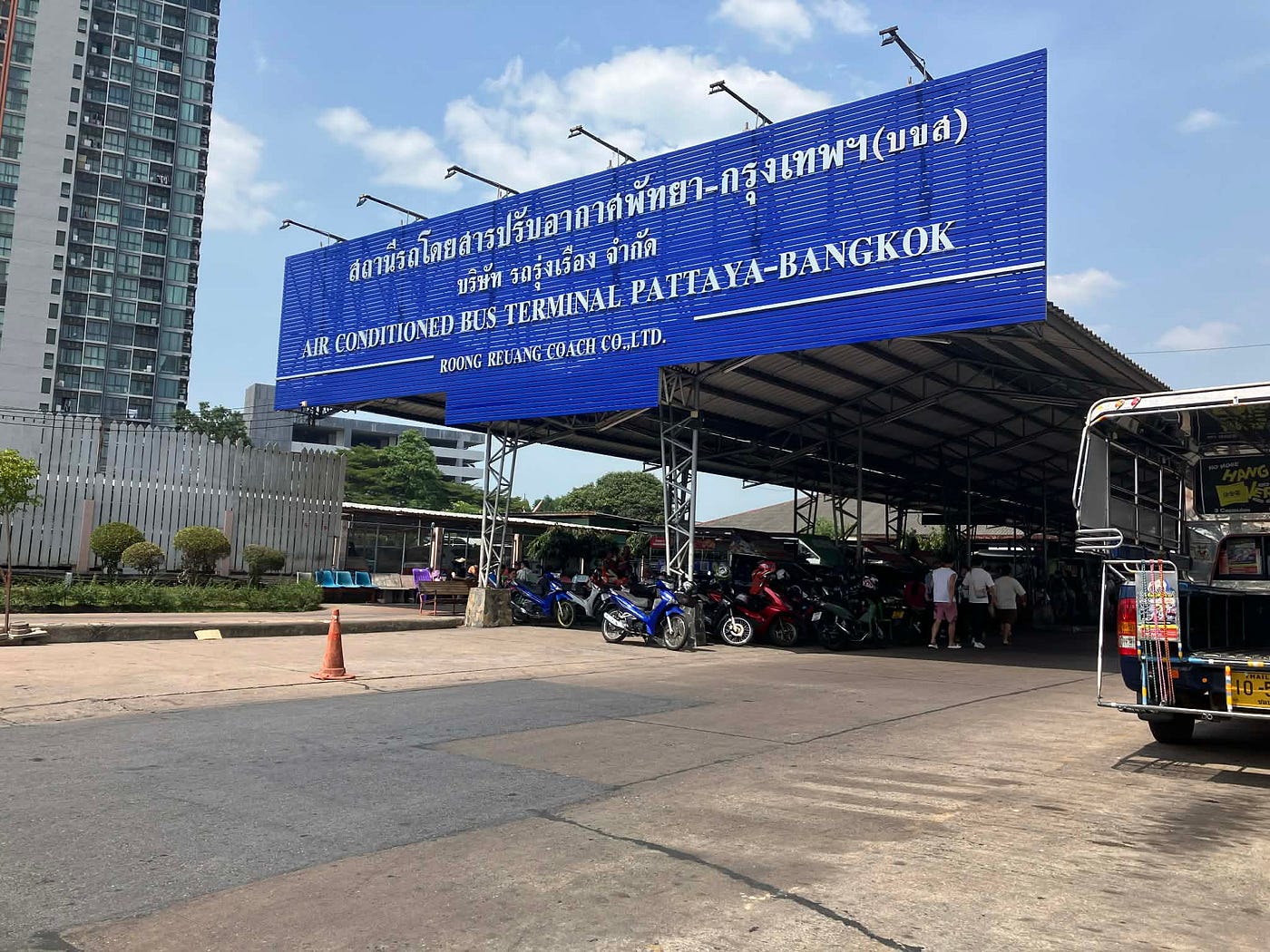 Pattaya to Ekkamai Bus in 2026: Same-Day Tickets and Long Waits
