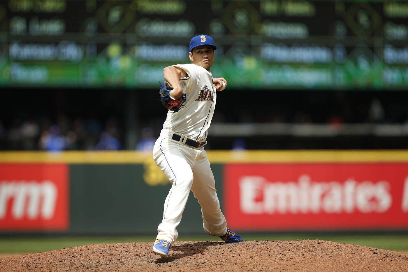 Mariners pitcher Marco Gonzales and wife Monica launch peanut butter drive  for Washington kids