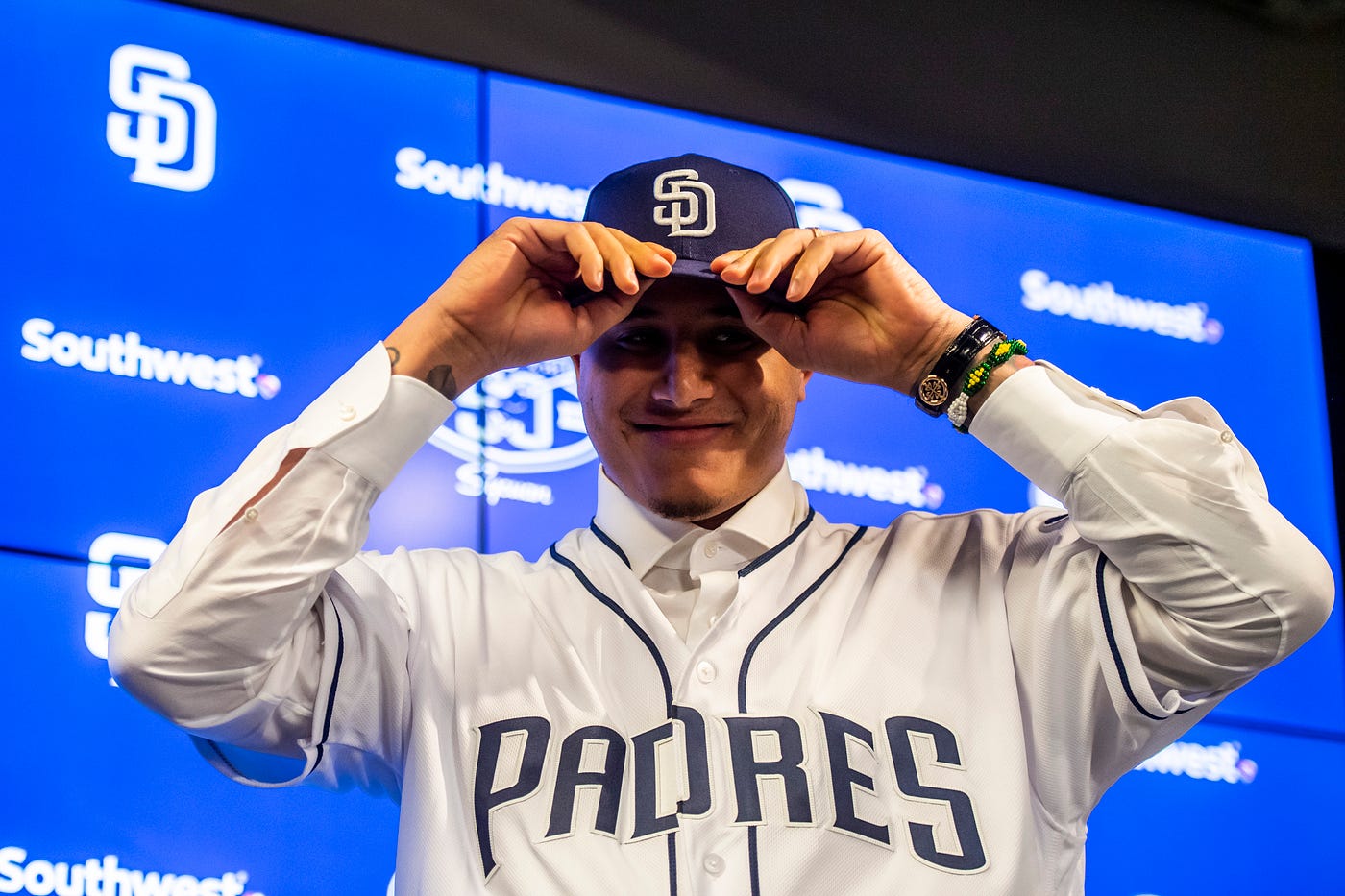Manny Machado signs with San Diego Padres: Here's how to get his new jersey  