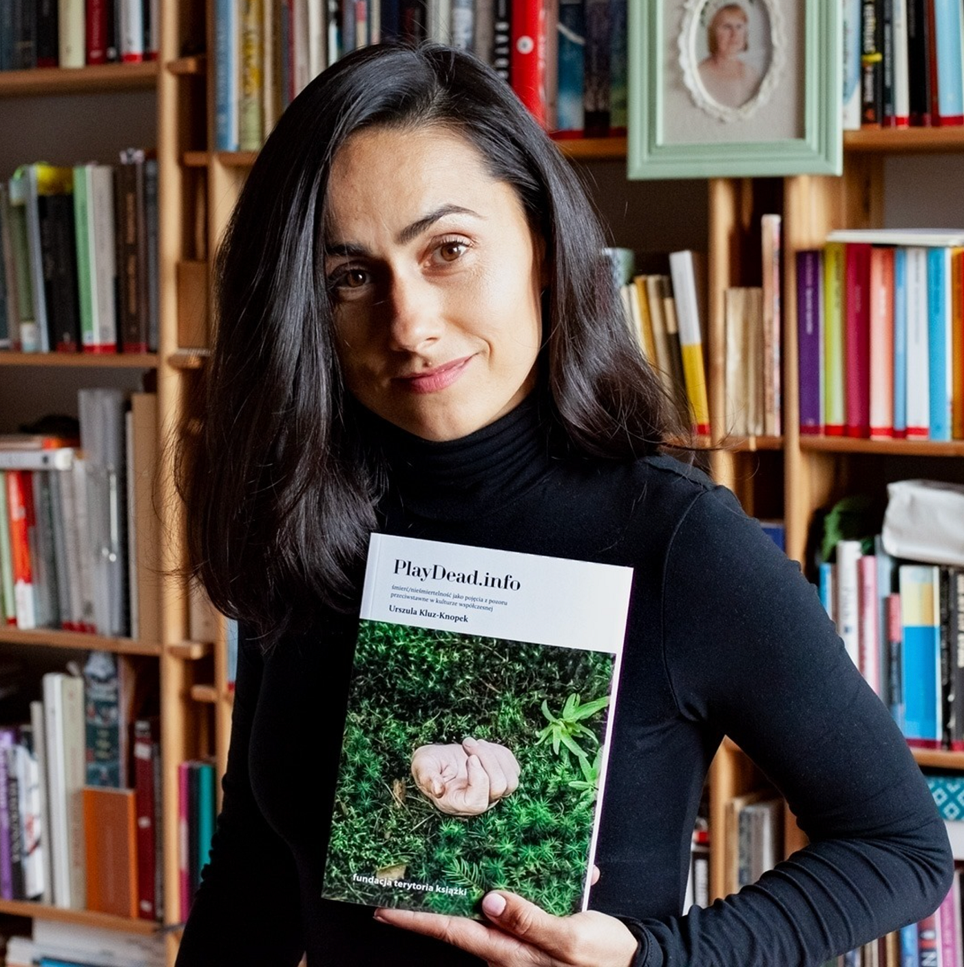 Yup, that’s me with my book (from little fear to life-changing research).
