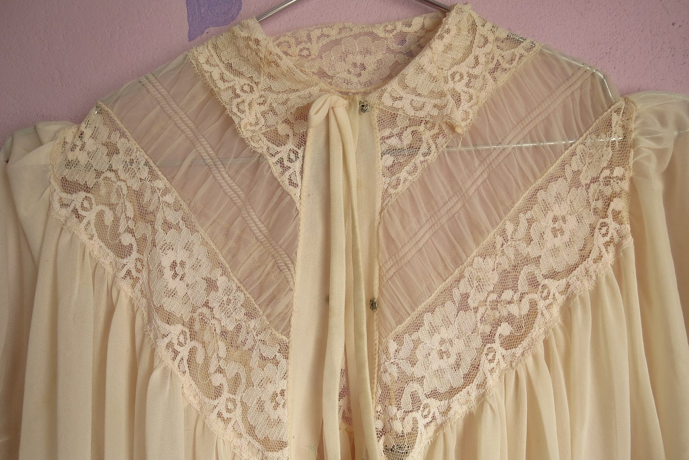How do you sleep at night? An analyses of nightgowns through the decades  (from the 50s to the 80s) from my own collection of vintage nightwear   Part 1 | by Poly