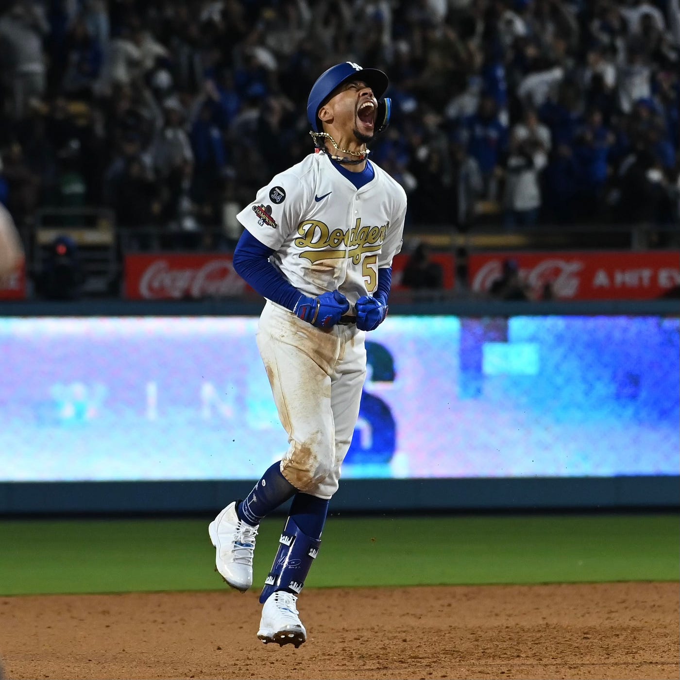 Mookie Betts night is symbolic of the Dodgers' 'we just don't quit' mantra  | by Cary Osborne | Dodger Insider