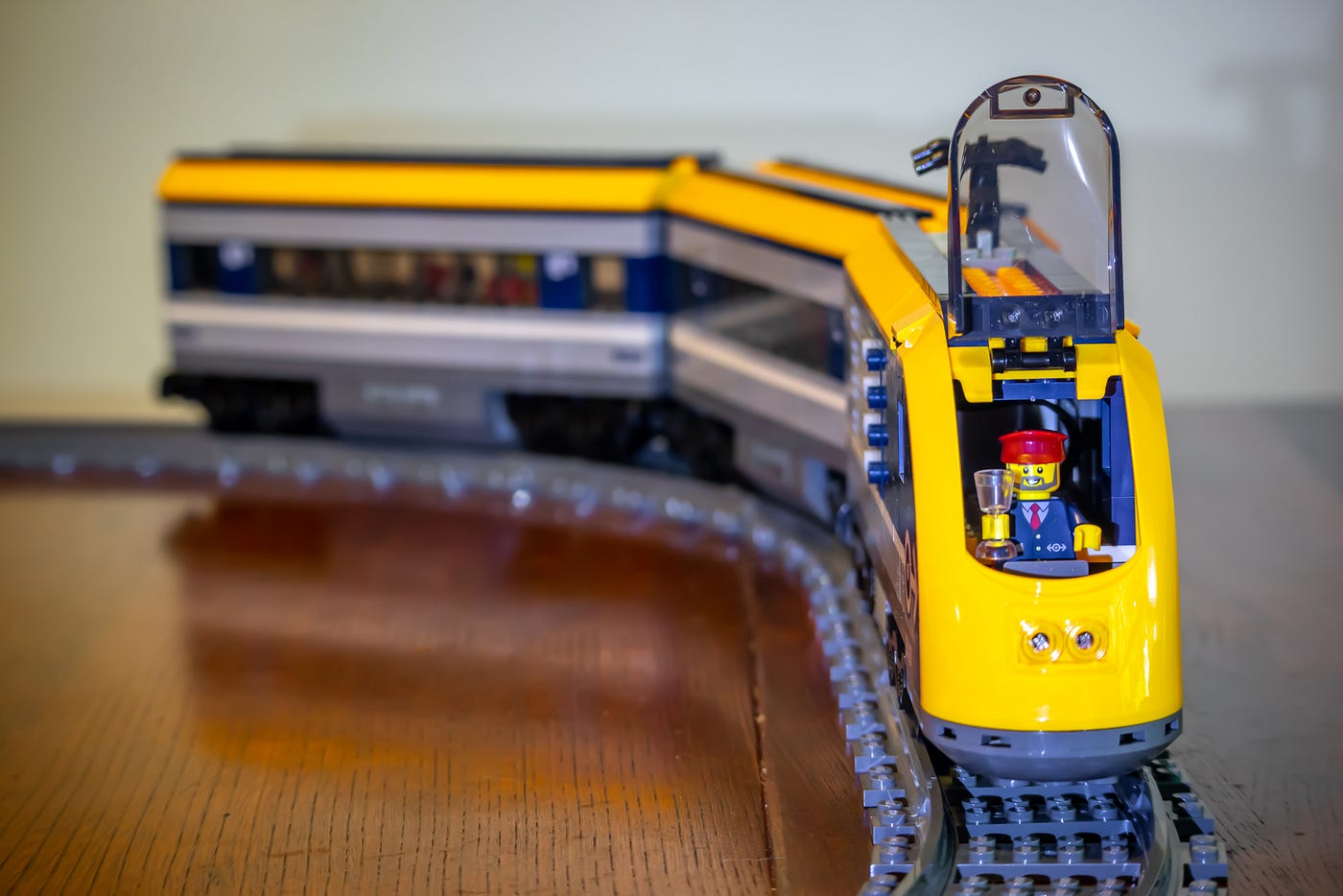 Lego train hub sale