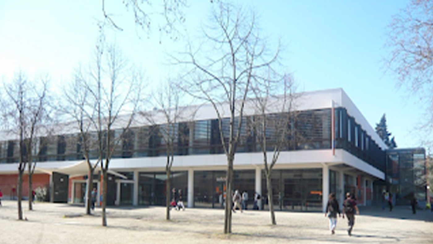 Entre saveurs et critiques : immersion au restaurant universitaire CROUS Toulouse Capitole