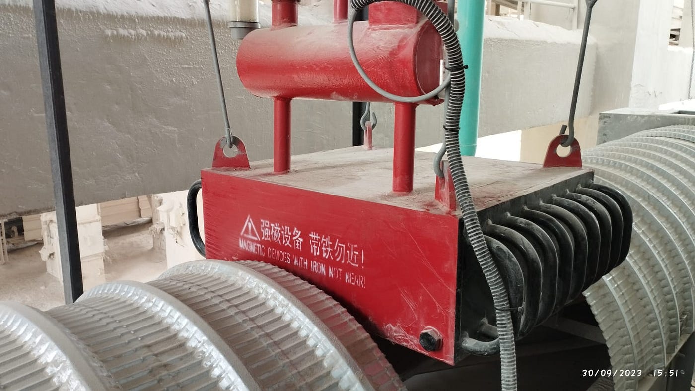 085336876699 - Magnetic Separator for PLTU Conveyor