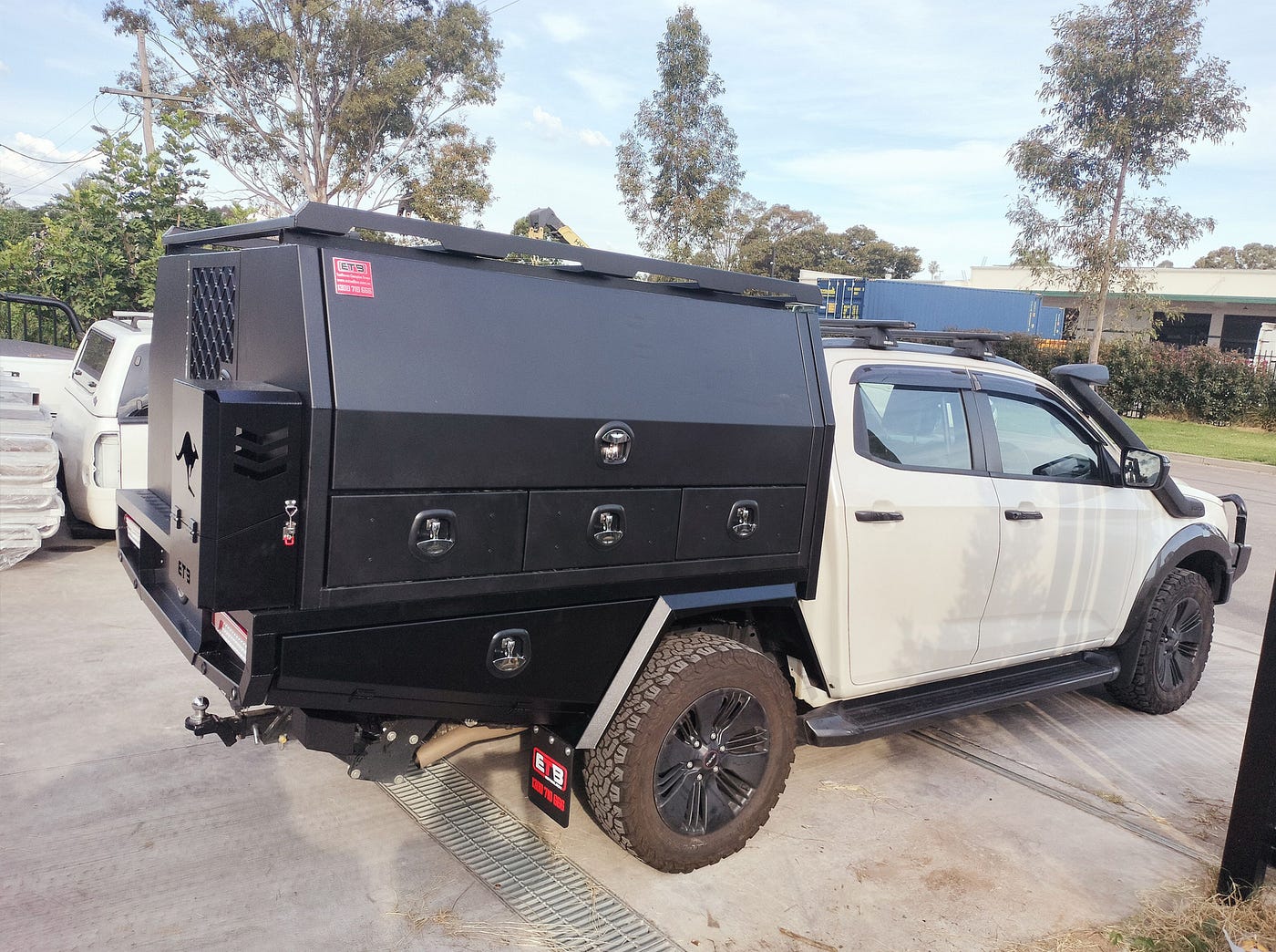 Maximize Your Ute’s Utility with the EzToolbox Aluminium Tray