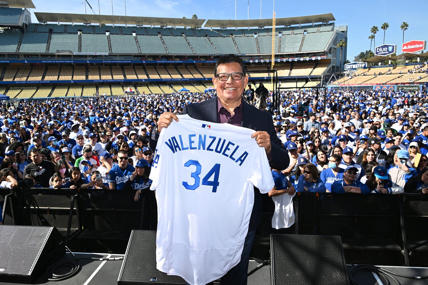 №34 will always belong to Fernando Valenzuela, by Cary Osborne