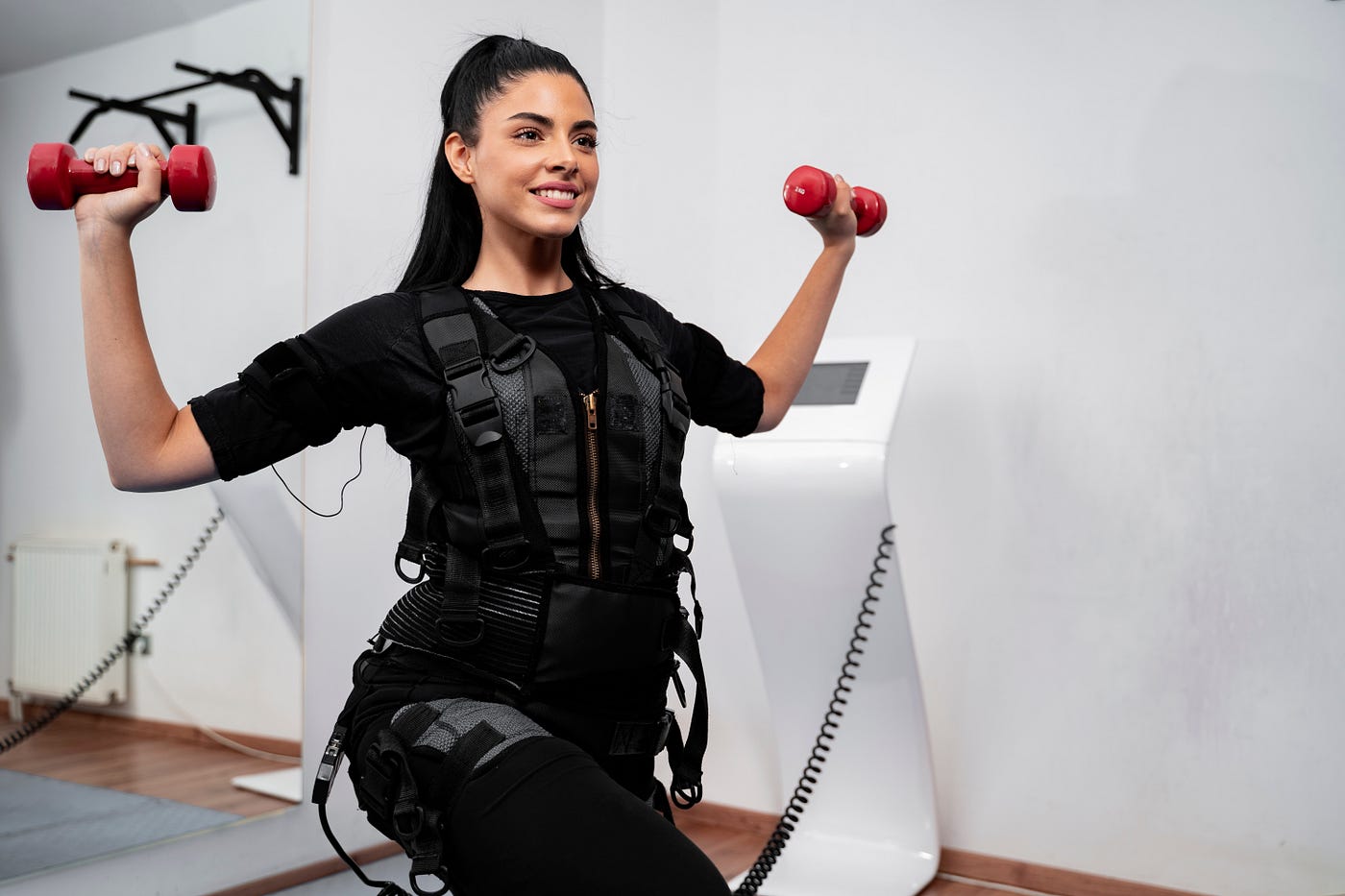 What Actually Happens to Your Muscles During Electric Muscle Stimulation Training
