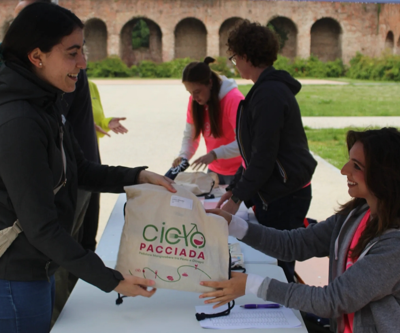 Ciclopacciada 2026: 60 km tra pioggia e sorrisi
