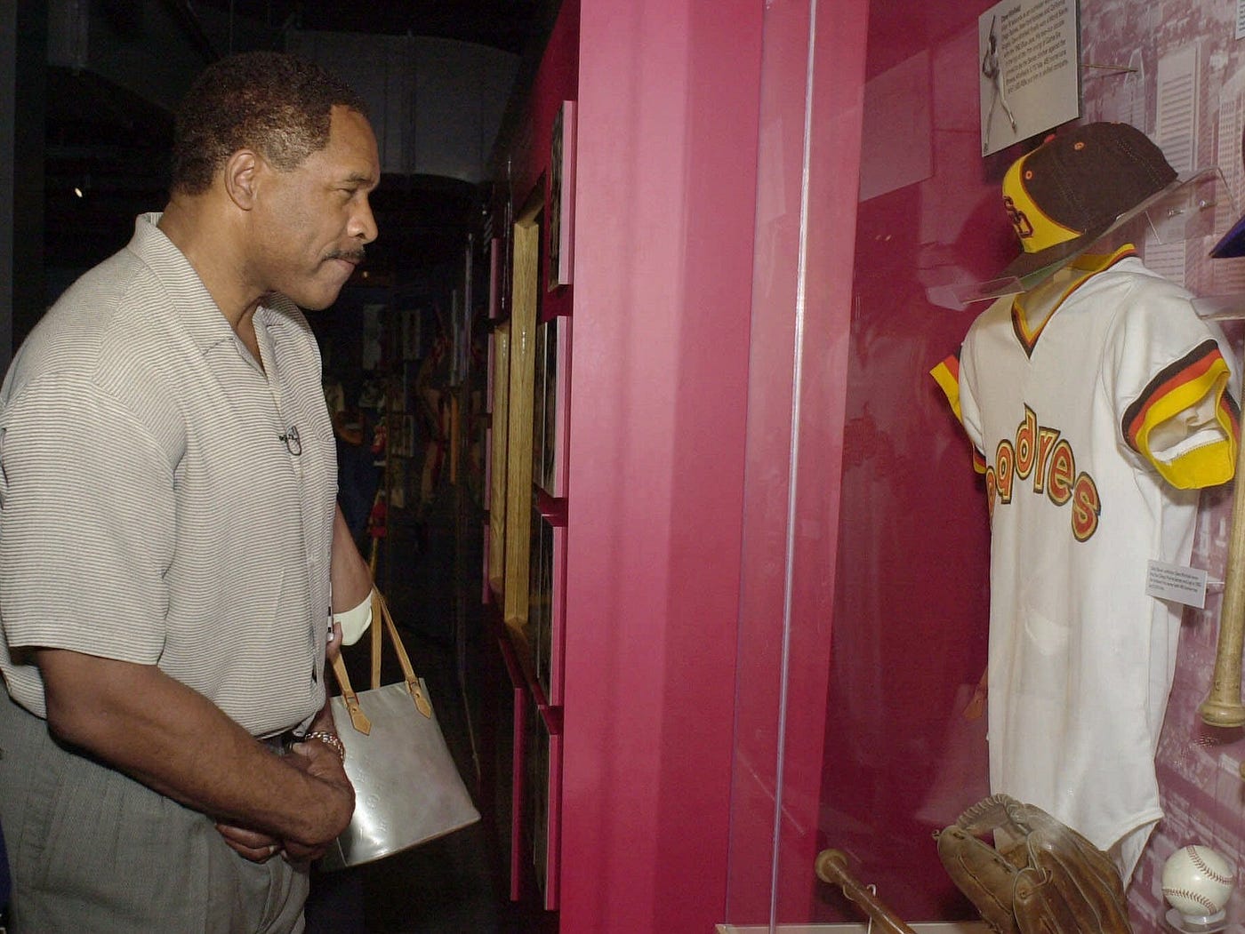50 Moments: Dave Winfield Goes Into Hall of Fame as a Padre