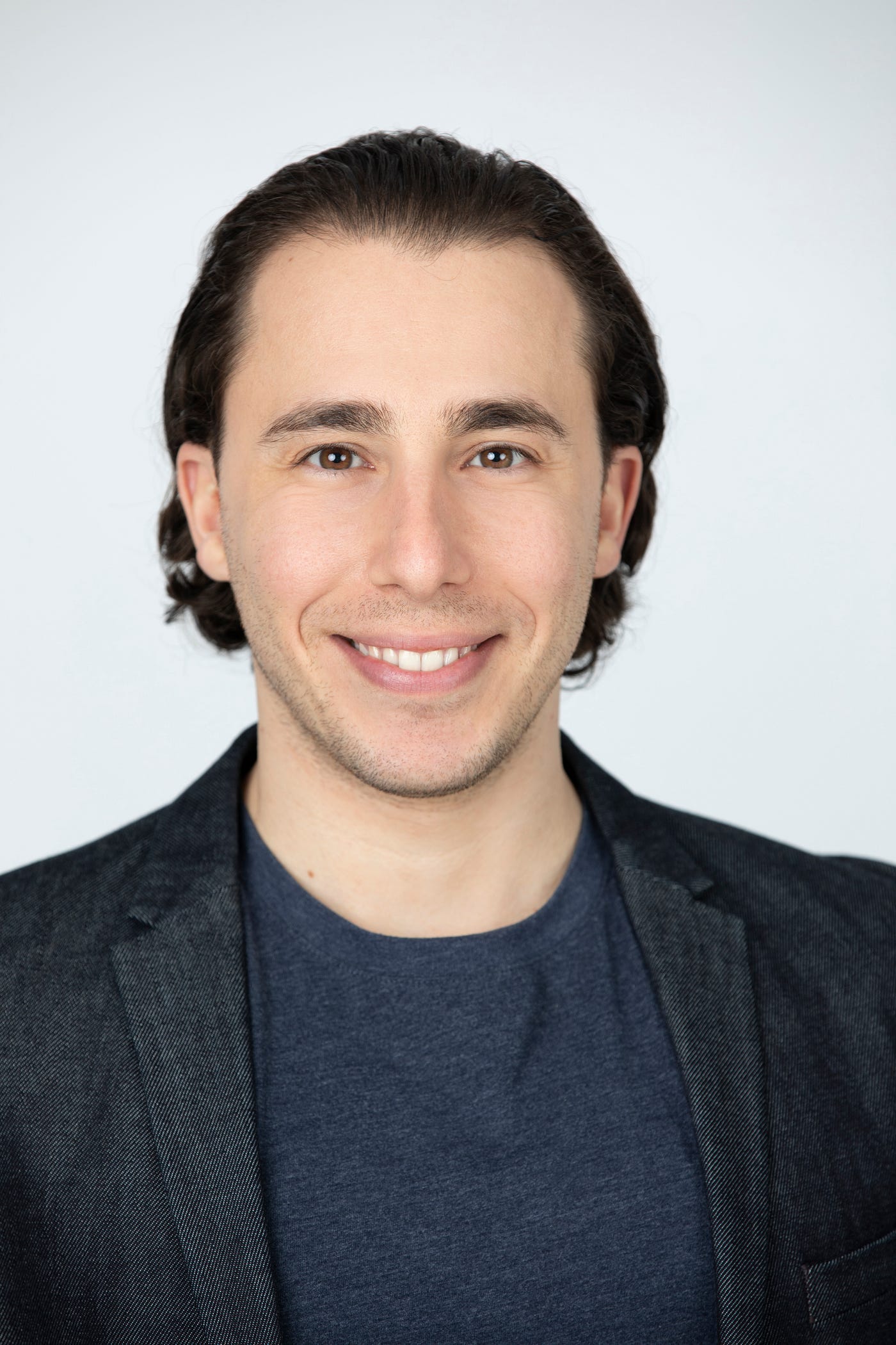 Giuseppe Stuto of 186 Ventures On 5 Things You Need To Know To Successfully  Scale Your Business | by Ken Babcock, CEO of Tango | Authority Magazine |  Medium