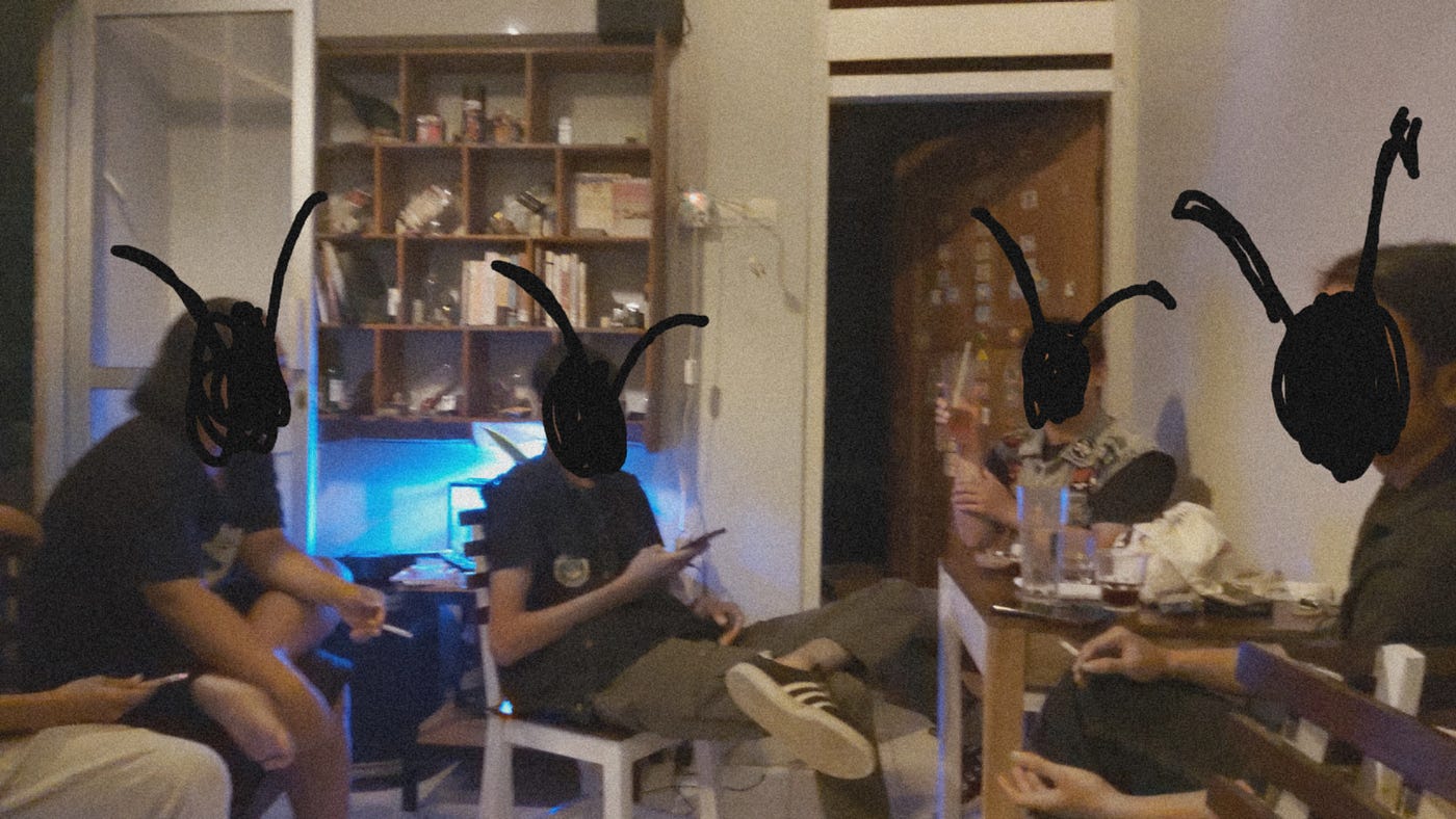 Esensi Rokok: dari Pergaulan sampai Atensi