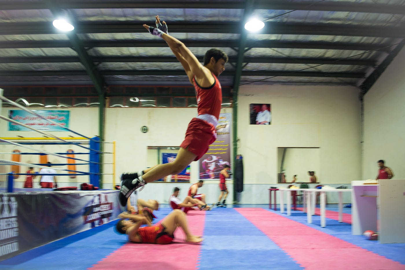 Brains and Brawn. Chess-Boxing in Iran, by Liew Yu Wei