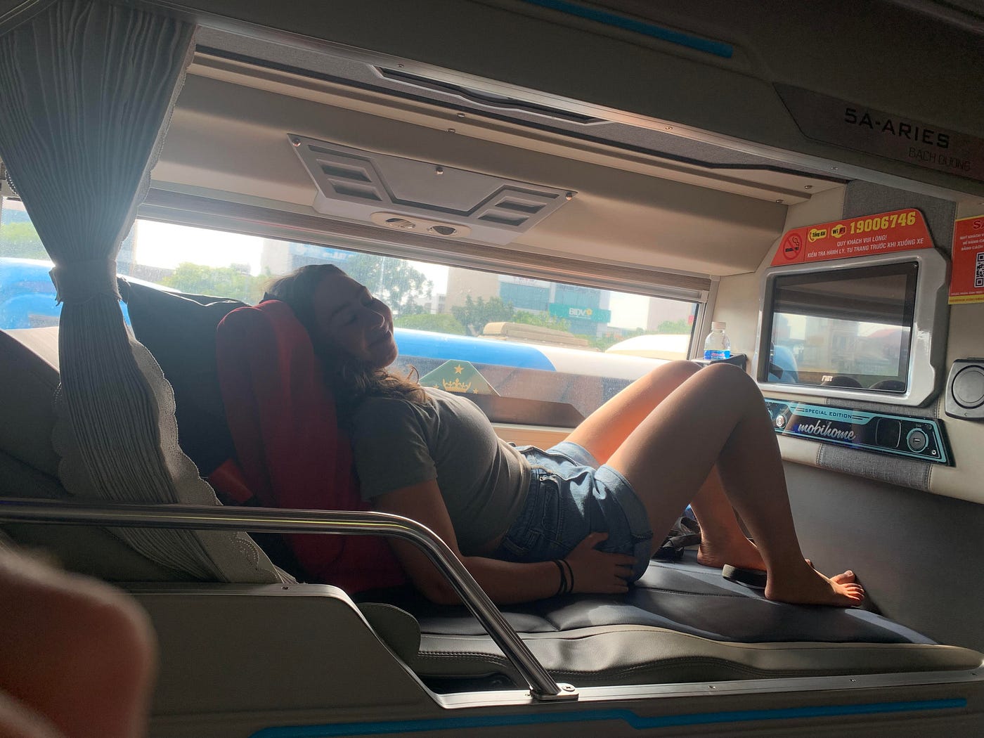 How Much Does It Cost to Travel from Israel to Vietnam - A Budget Breakdown