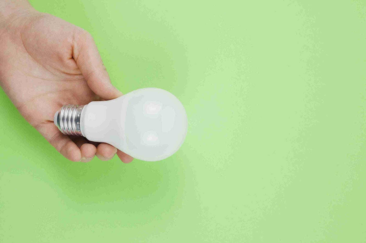 10 Lampu LED Terbaik Hemat Listrik untuk Dipakai di Rumah