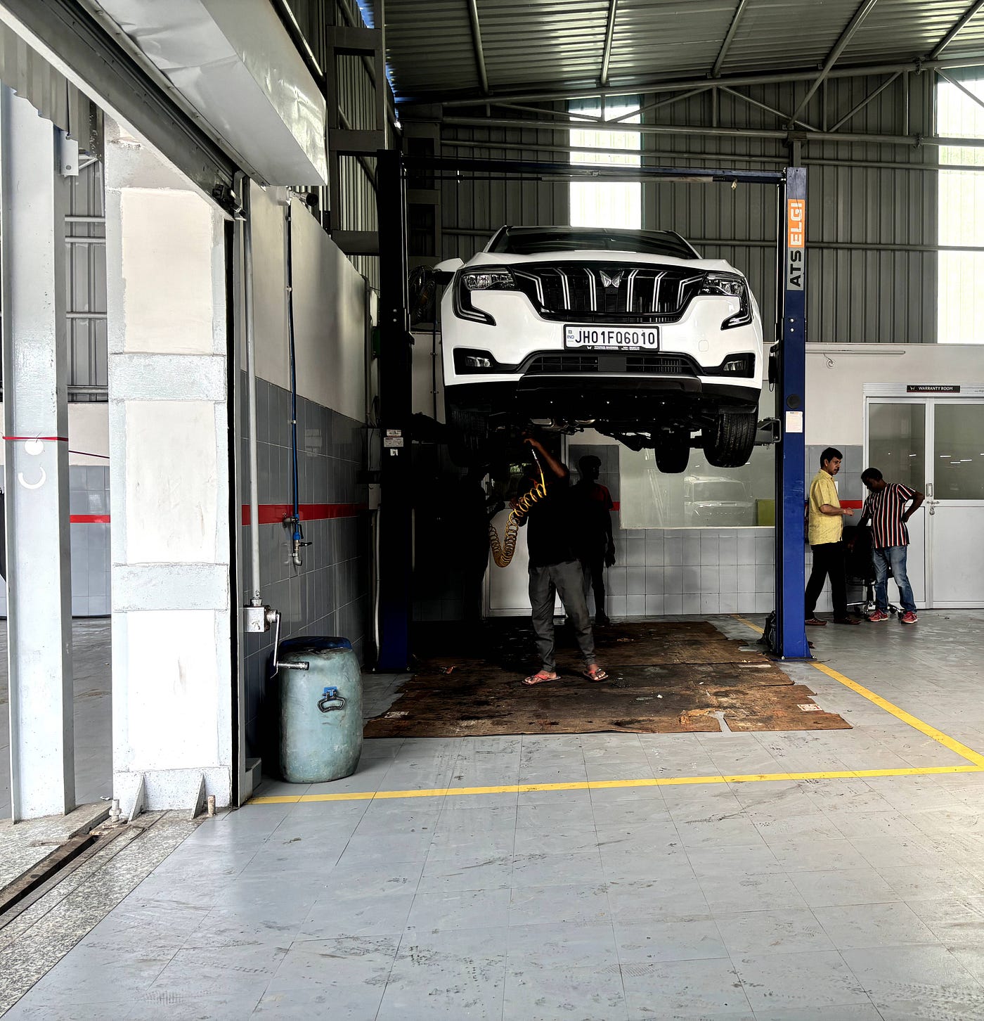 Titanium Mahindra Workshop: The Place Your Mahindra Car Deserves