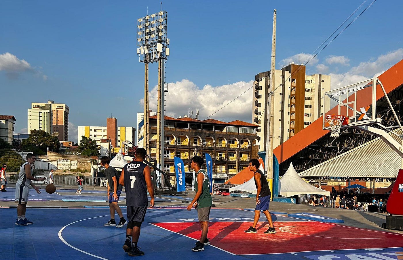 BASQUETE 3X3: CONHEÇA MAIS SOBRE A MODALIDADE QUE AGITOU O PARQUE DO POVO