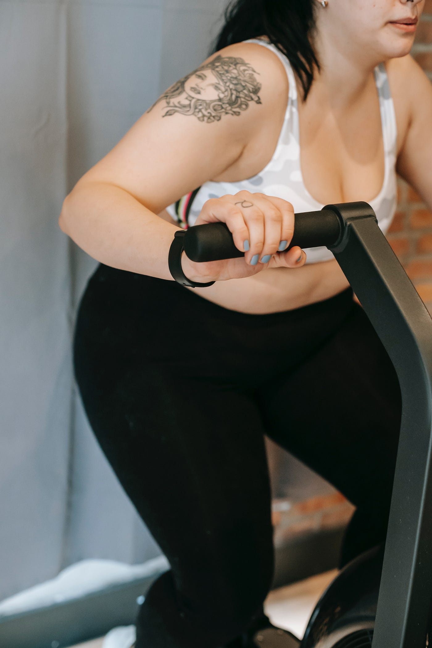 The 10 Essentials That Give me Confidence at the Gym as an Overweight Girl, by Zara Austin, ILLUMINATION