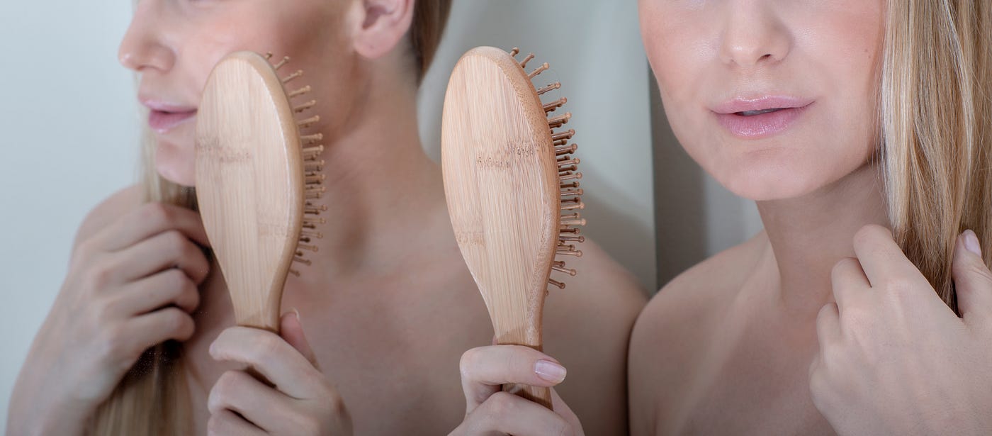 The Hairbrush and spanking, a guide by Brooklyn Maxwell Domme Tales Medium