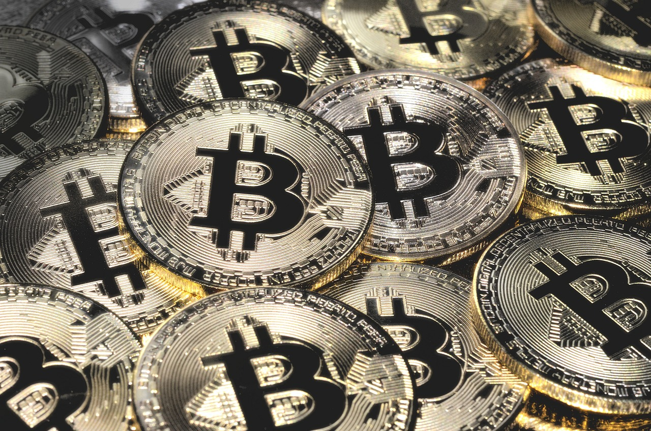 how to choose the right crypto for long-term investment | by Muhammad Ahmad  | Medium