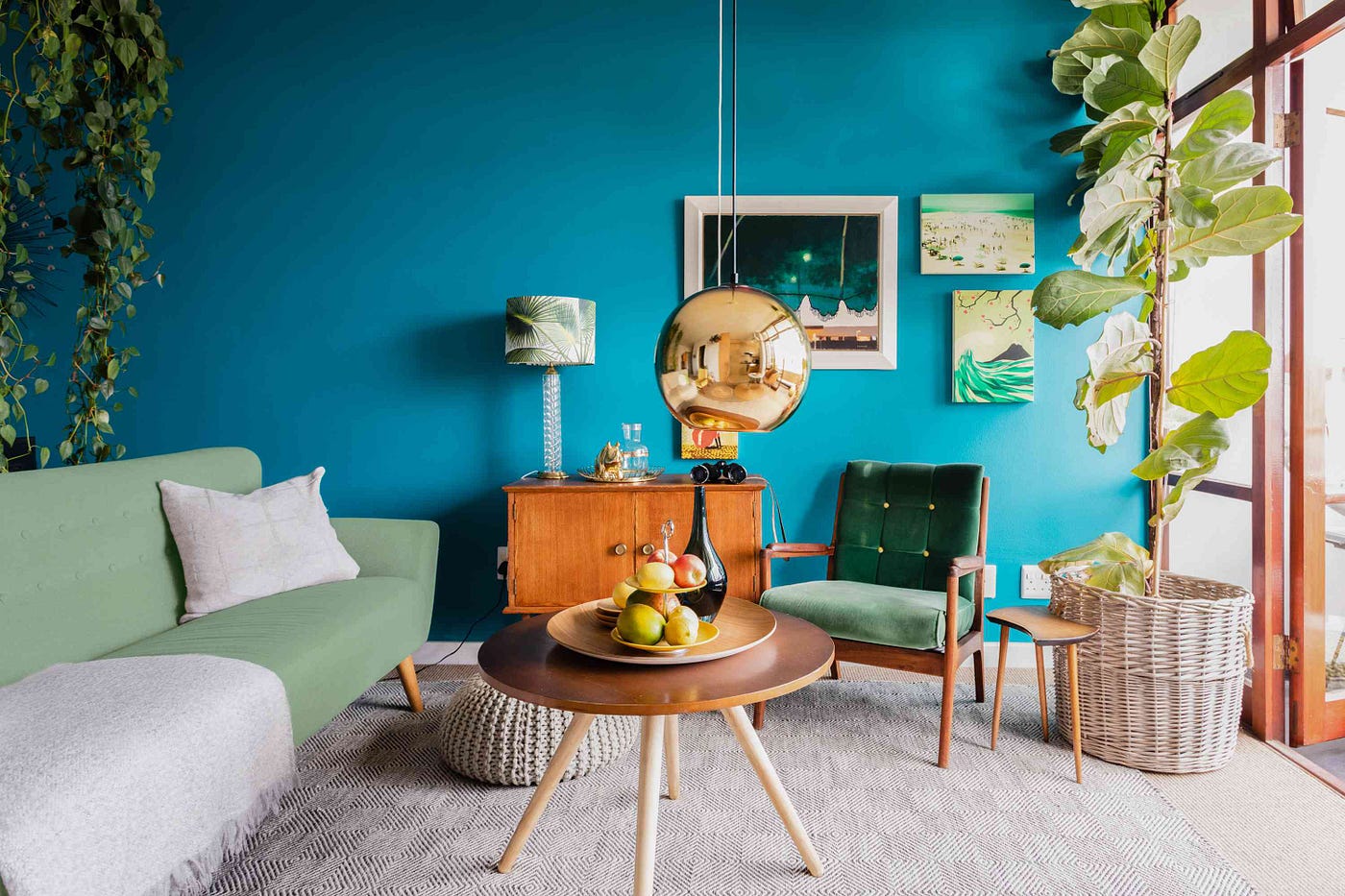 Bright and Vibrant Home Wall Decor Ideas for Rooms