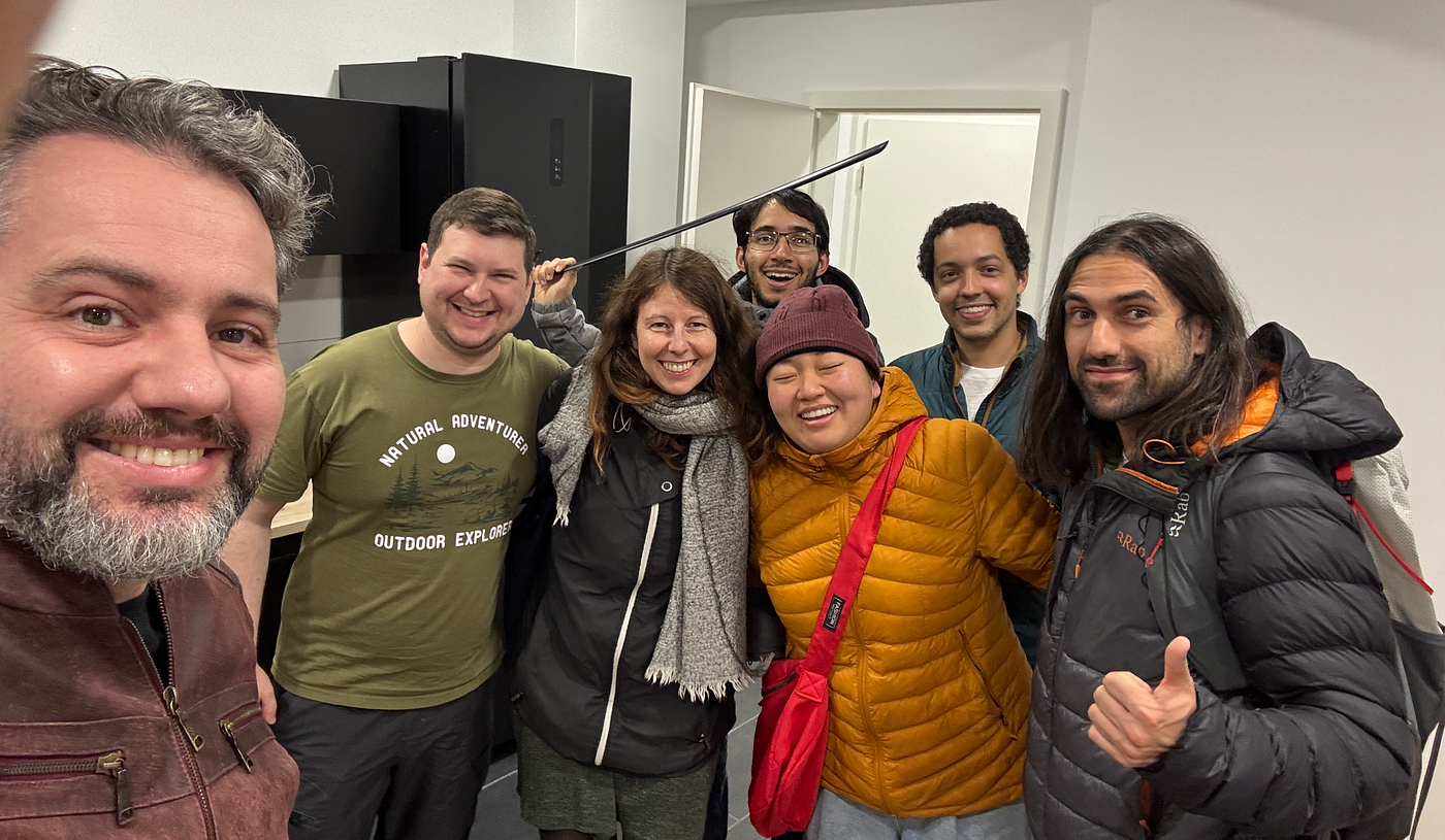 https://miro.medium.com/v2/resize:fit:1400/1*tkYbhVKh2YSF3bPJYJrEIA.png