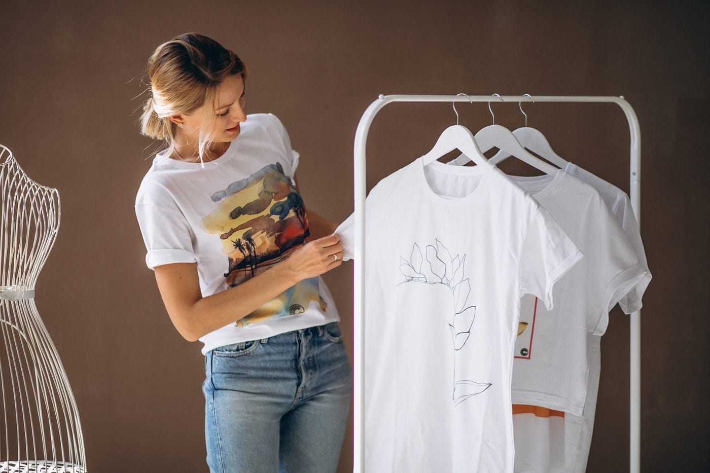 The Ultimate T-Shirt Business Starter Kit: Launch Your T-Shirt Printing  Venture with Confidence