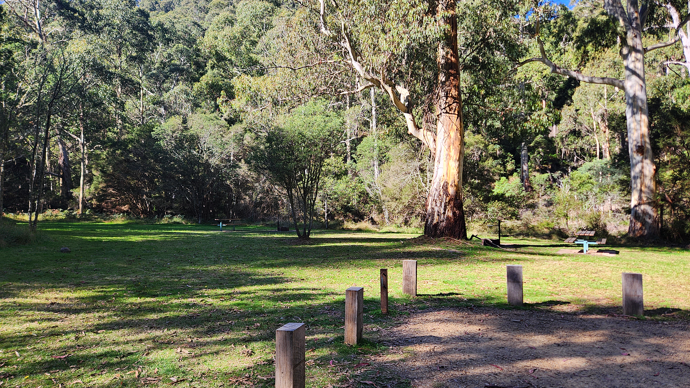 Leatherbarrel Creek camping and picnic area