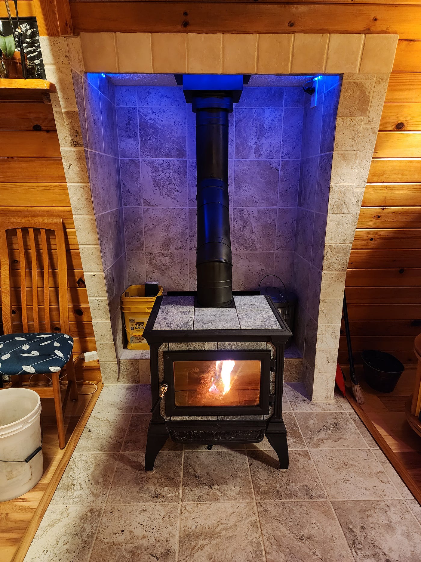 woodstove - Using self-leveling cement as a wood stove's stove