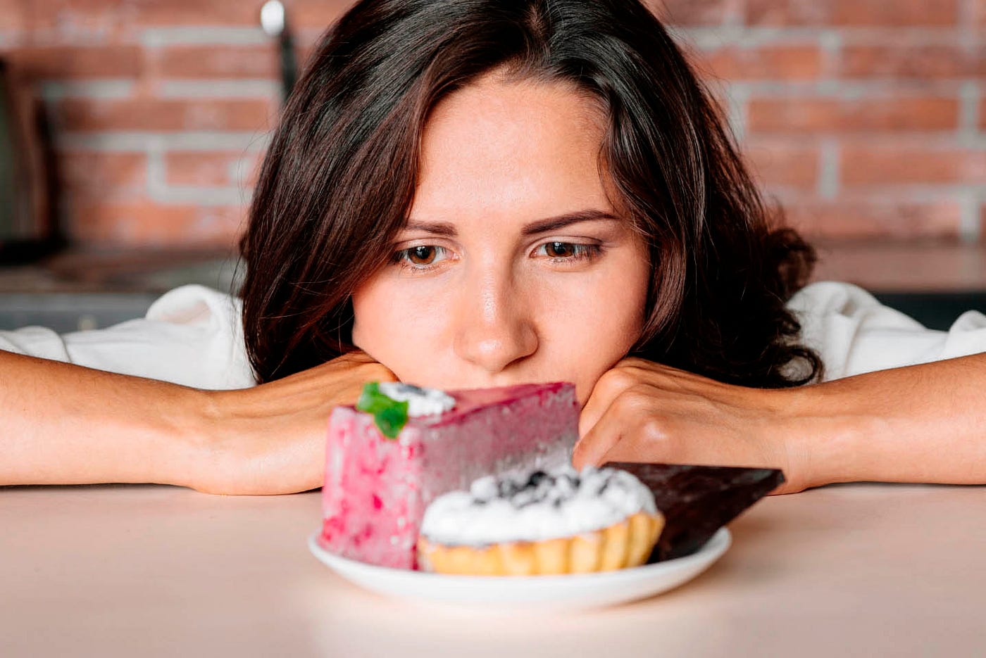 How to Stop Eating Sweets and not lose your sanity | by John Smiths | Medium