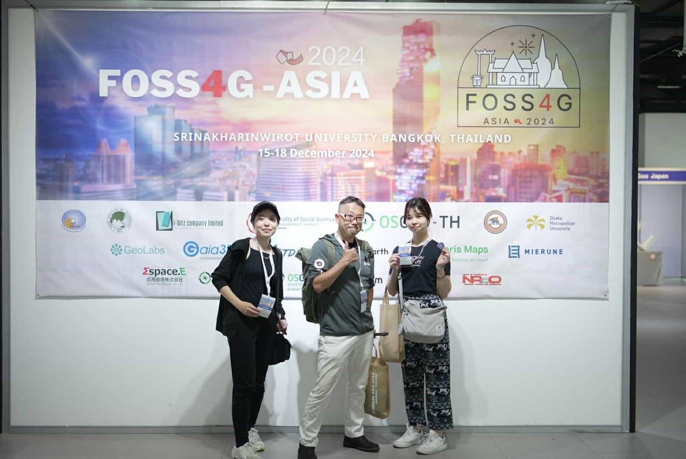 国際会議にてポスターセッション＠FOSS4G ASIA 2024, Thai, Bangkok