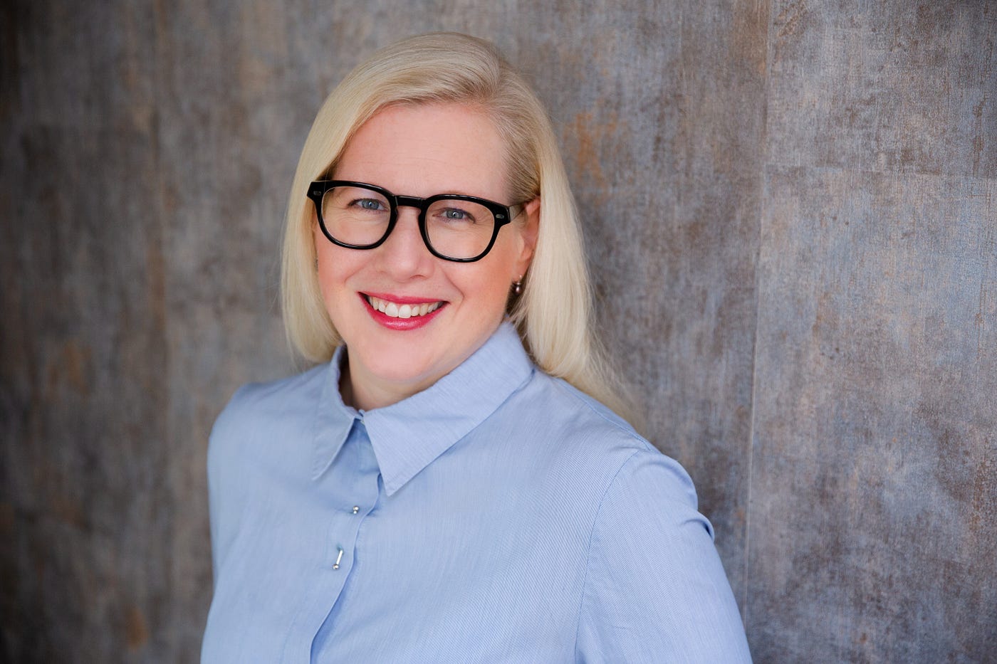 Meet a Senior Conservation Expert: Nadine Cheryl Adolfs, Hasenkamp Fine Art Division