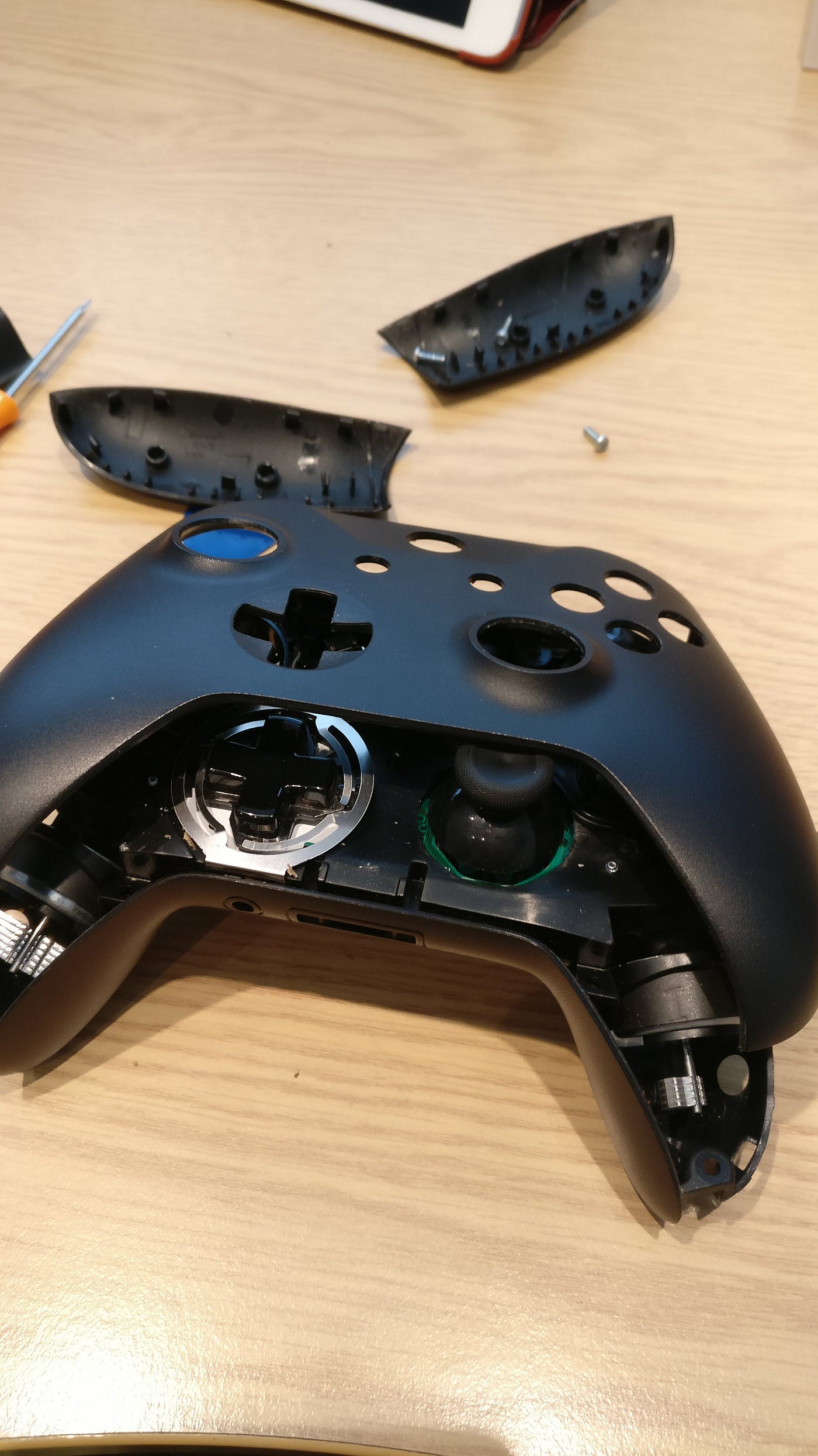 Fixing an XBox One Controller. So, I have two sons who LOVE the XBox… | by  MrVectrex | Medium