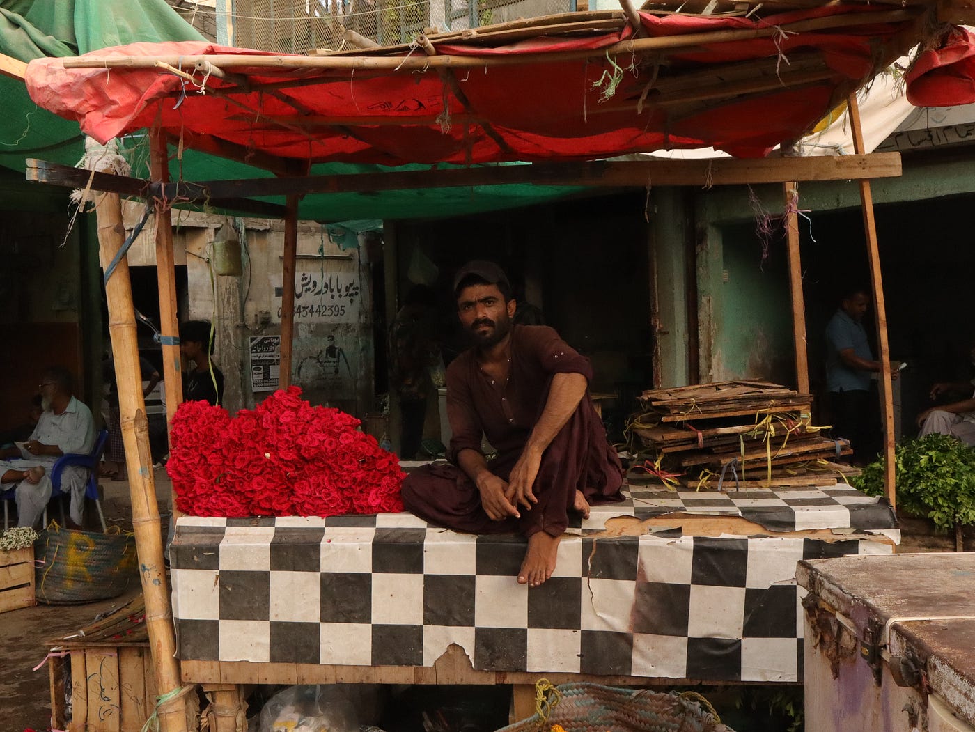 Petals, Prayers & Persistence at Teen Hatti