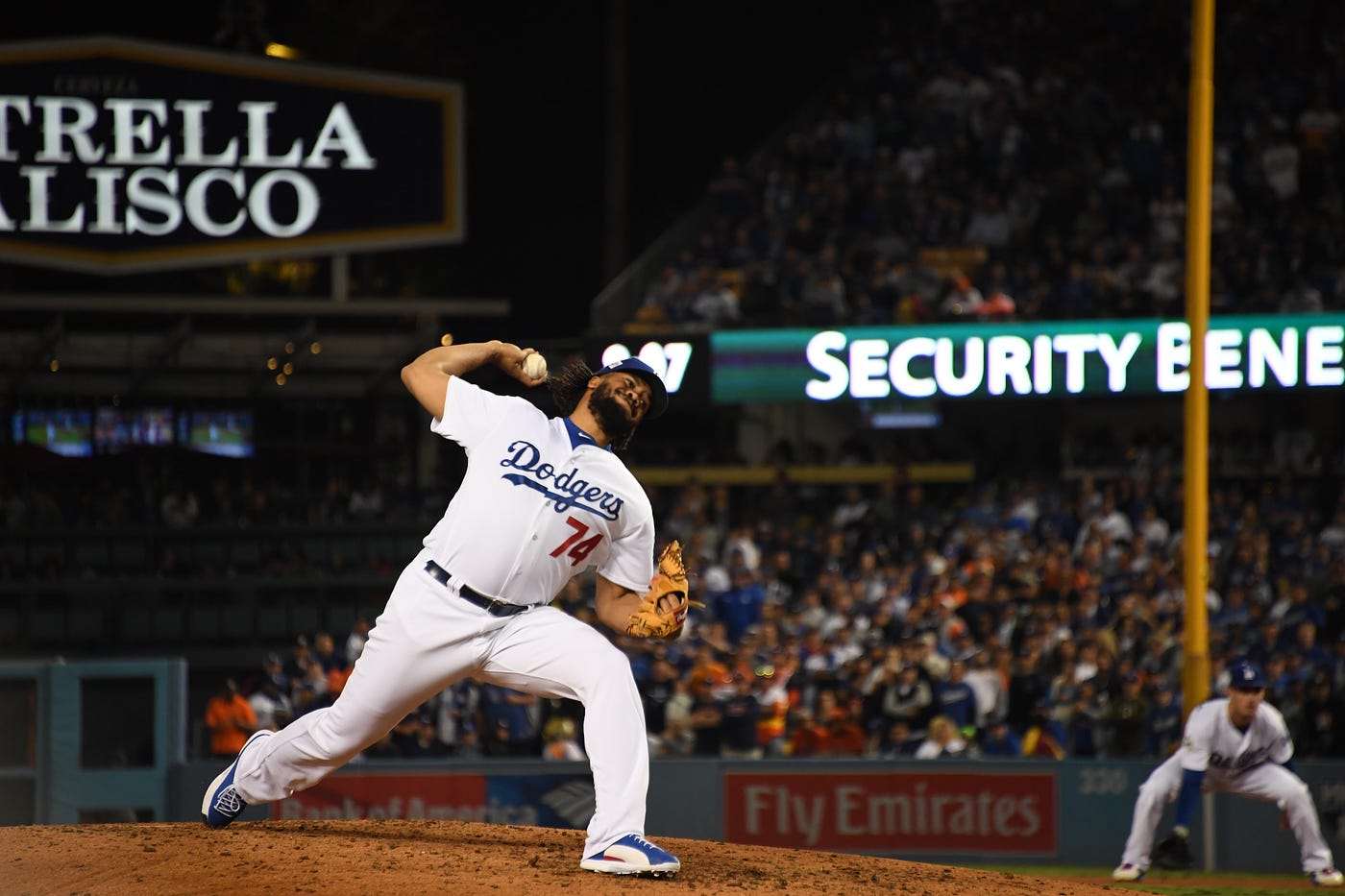 Kenley Jansen could return as baseball's best closer after losing 25