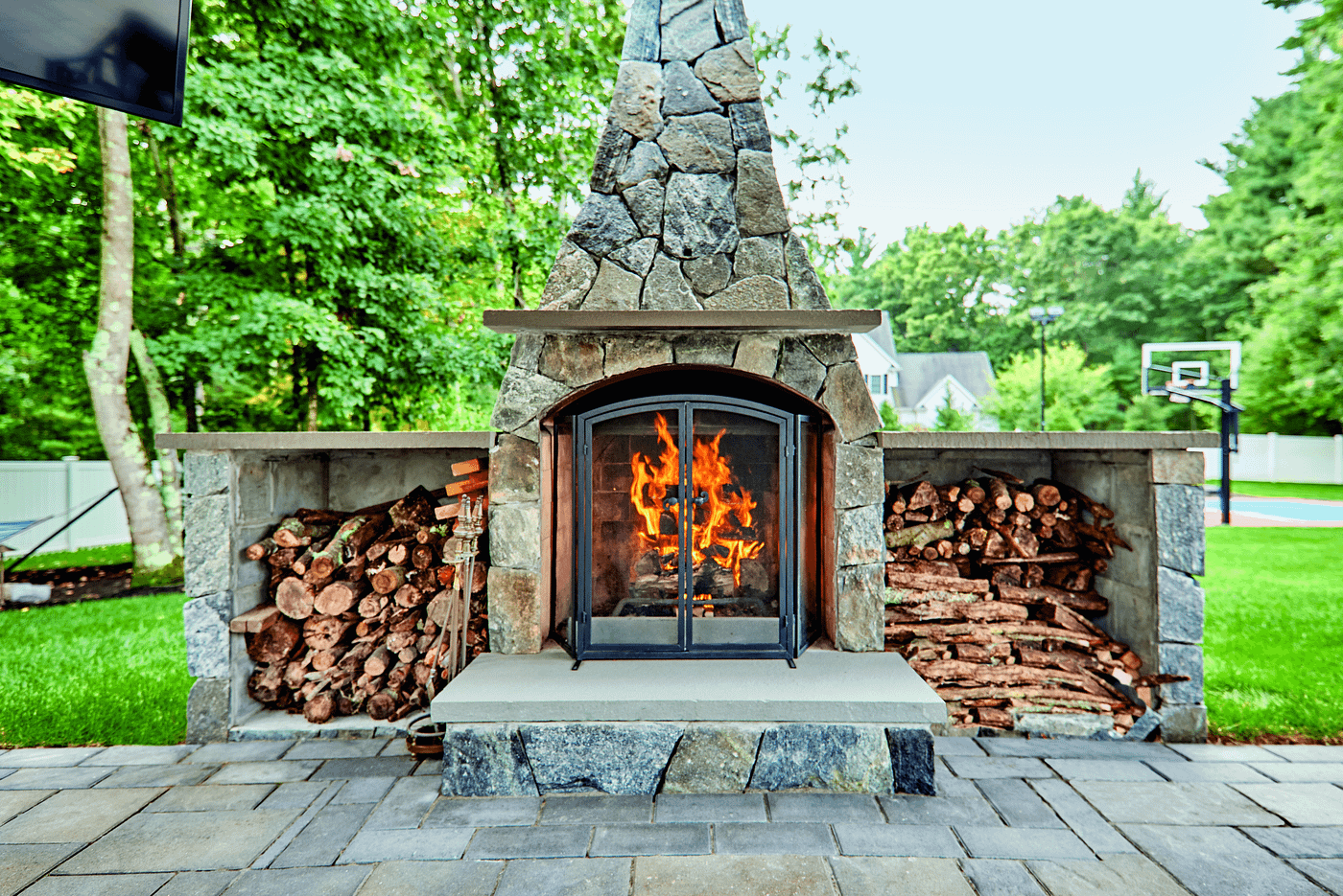 Reputed Outdoor Fireplace Installation Company in California