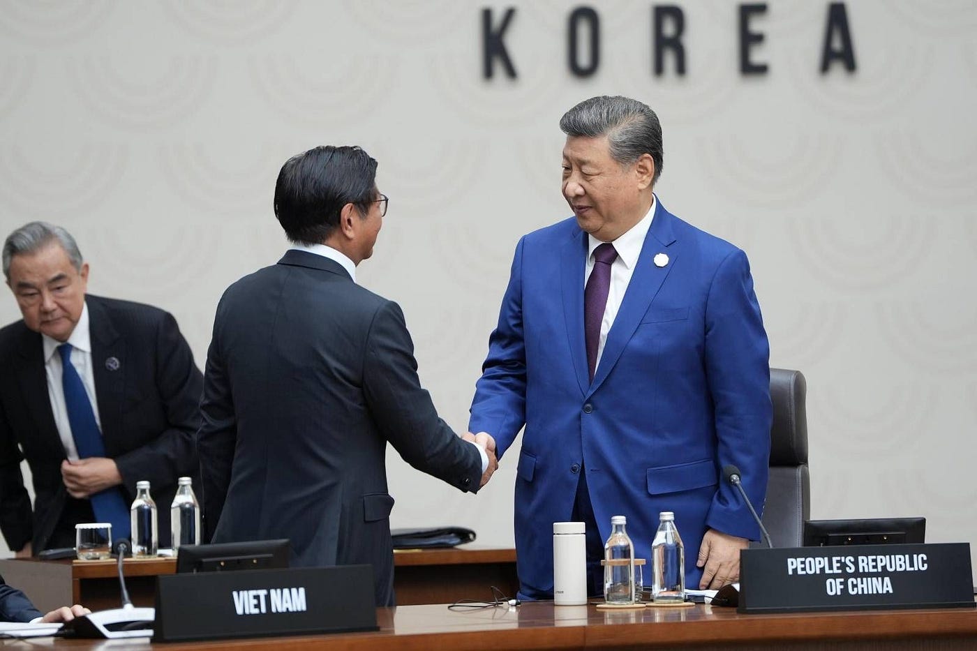 PBBM, Xi shake hands, sign Gyeongju Declaration at APEC Summit