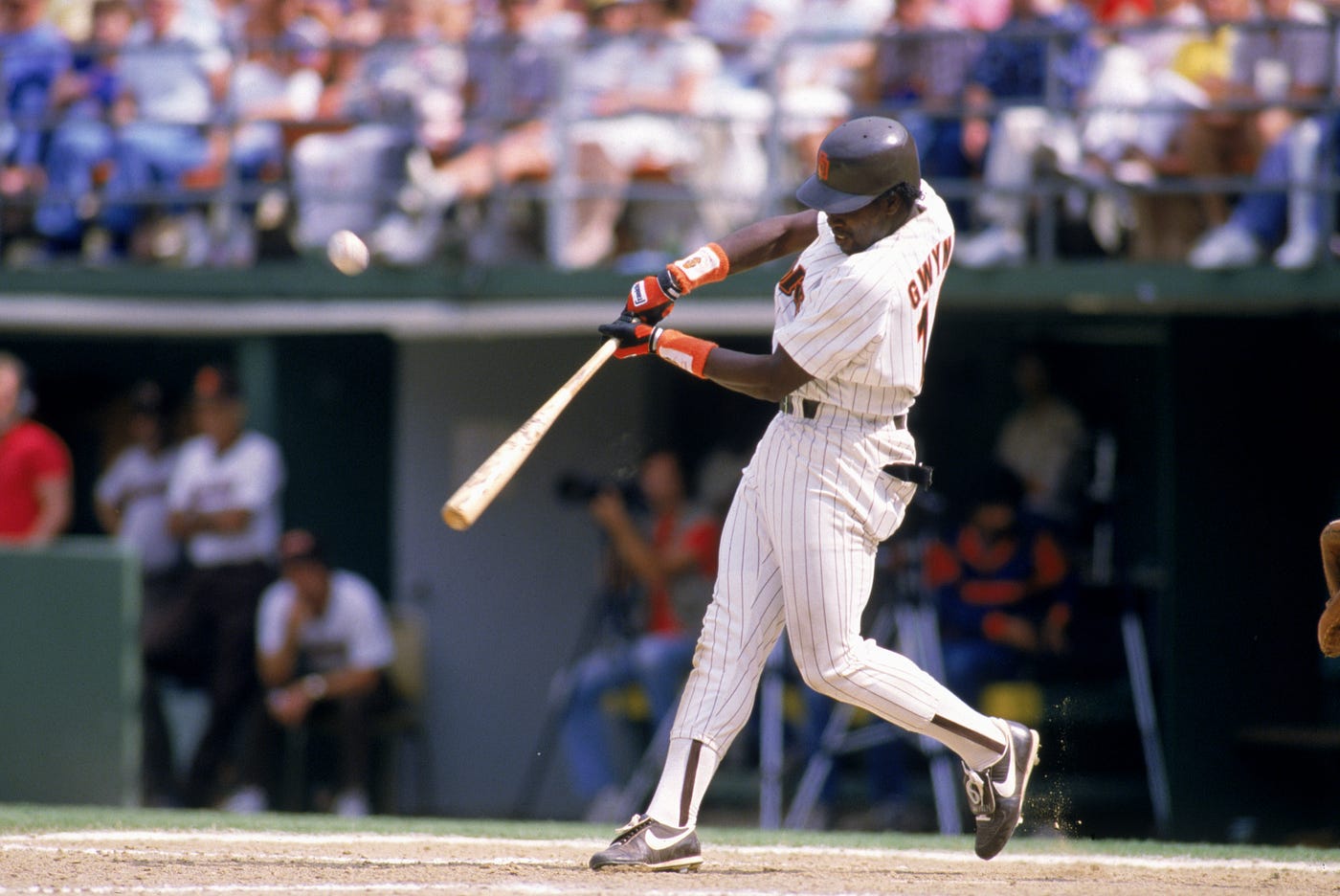 Baseball In Pics - Tony Gwynn up to bat during the 1984 World