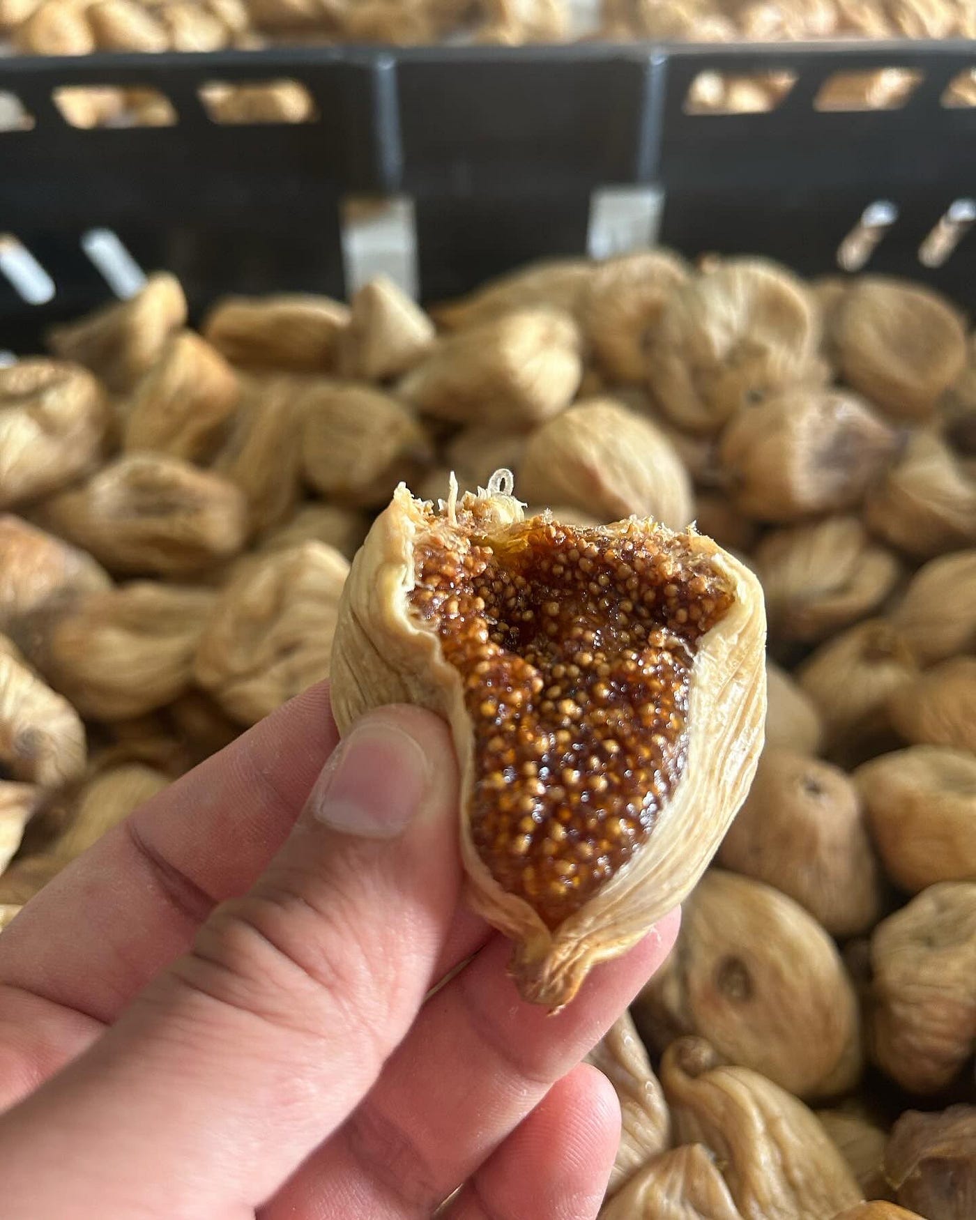 Cuma kahvesinin tadını çikolatayla öldürmeyin, yanına bir tane kuru incir koyun