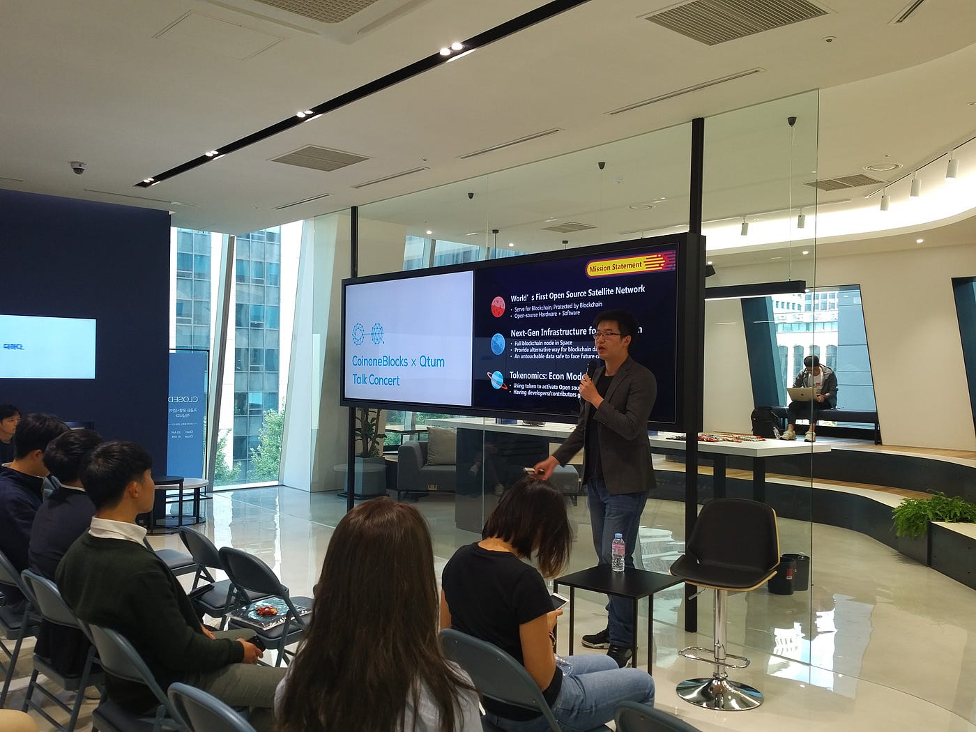 El equipo de Qtum visita Seoul. Viernes, 20 de octubre: | by Qtum Español |  Medium