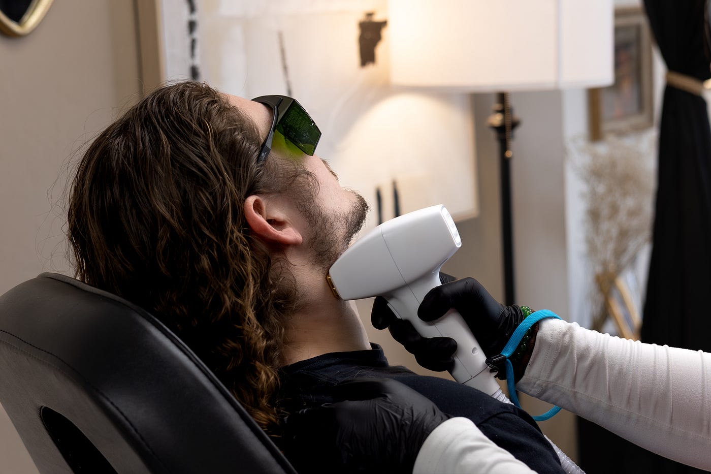 Why More Men Are Choosing Laser Hair Removal for Beard Grooming