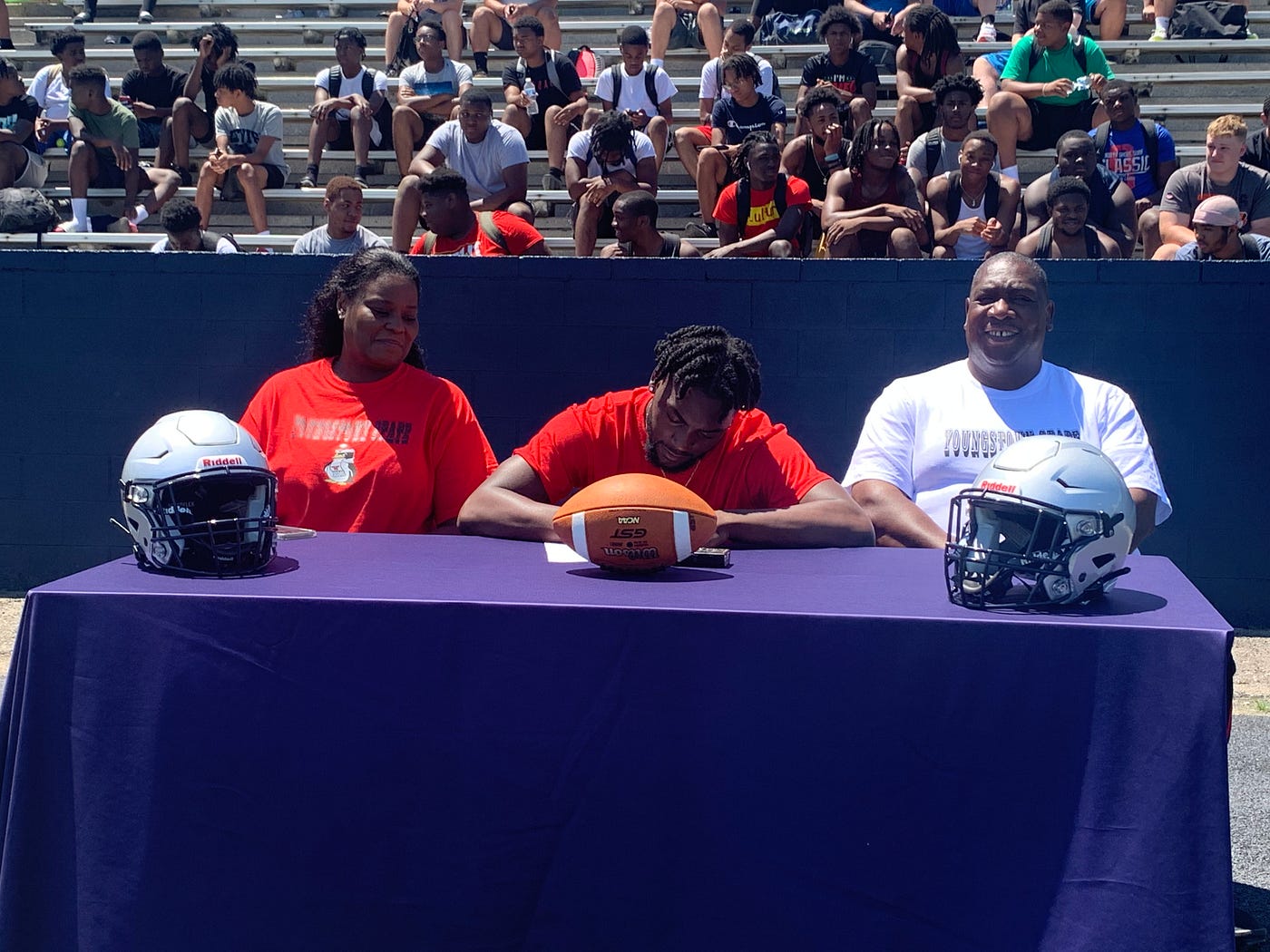 GW’s Edmunds inks with Youngstown State