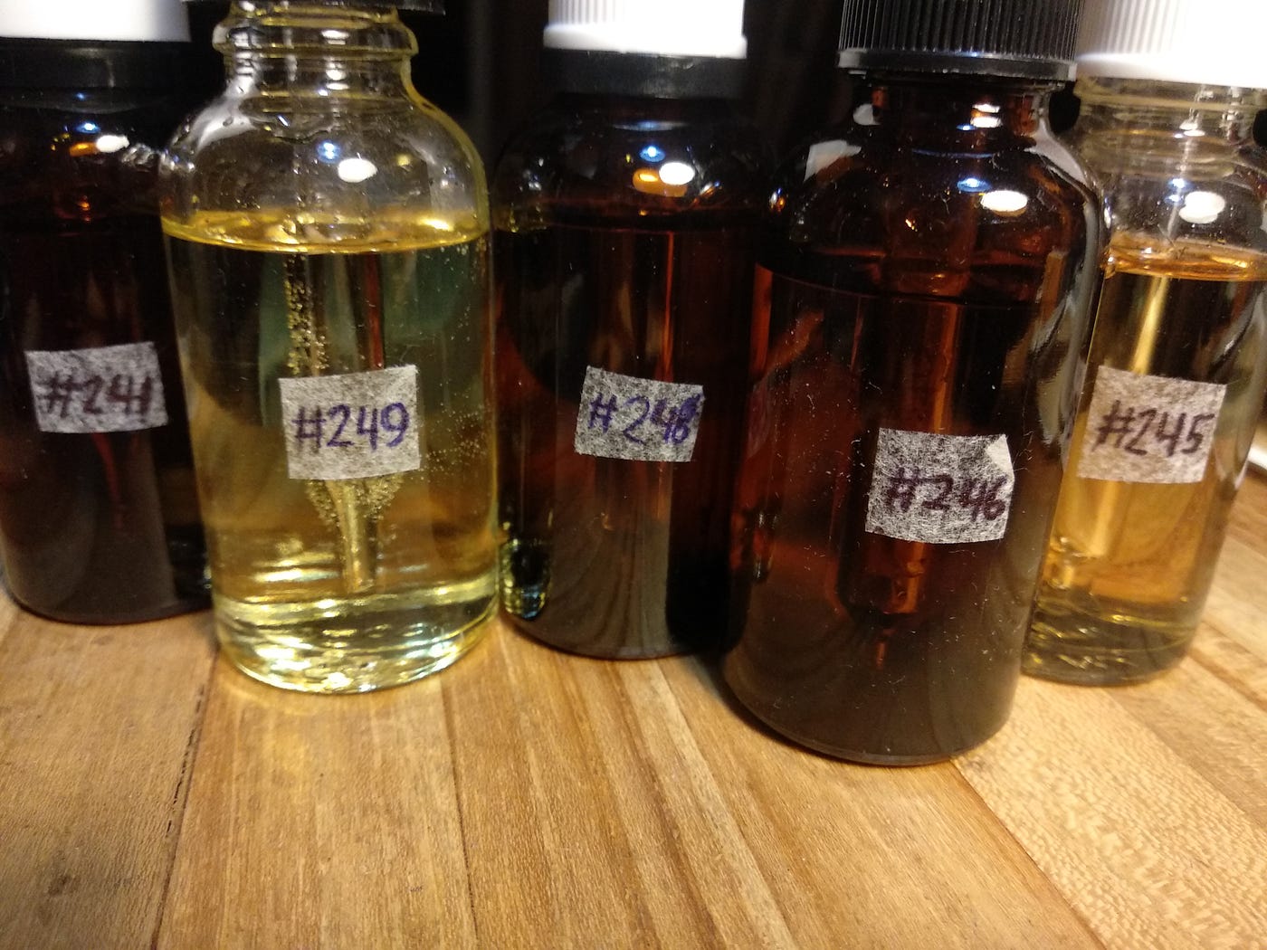 Panduan Membuat Liquid Vape Sendiri: Part 1 | by Luqman Marzuki | Medium Panduan Membuat Liquid Vape Sendiri: Part 1 | by Luqman Marzuki | Medium