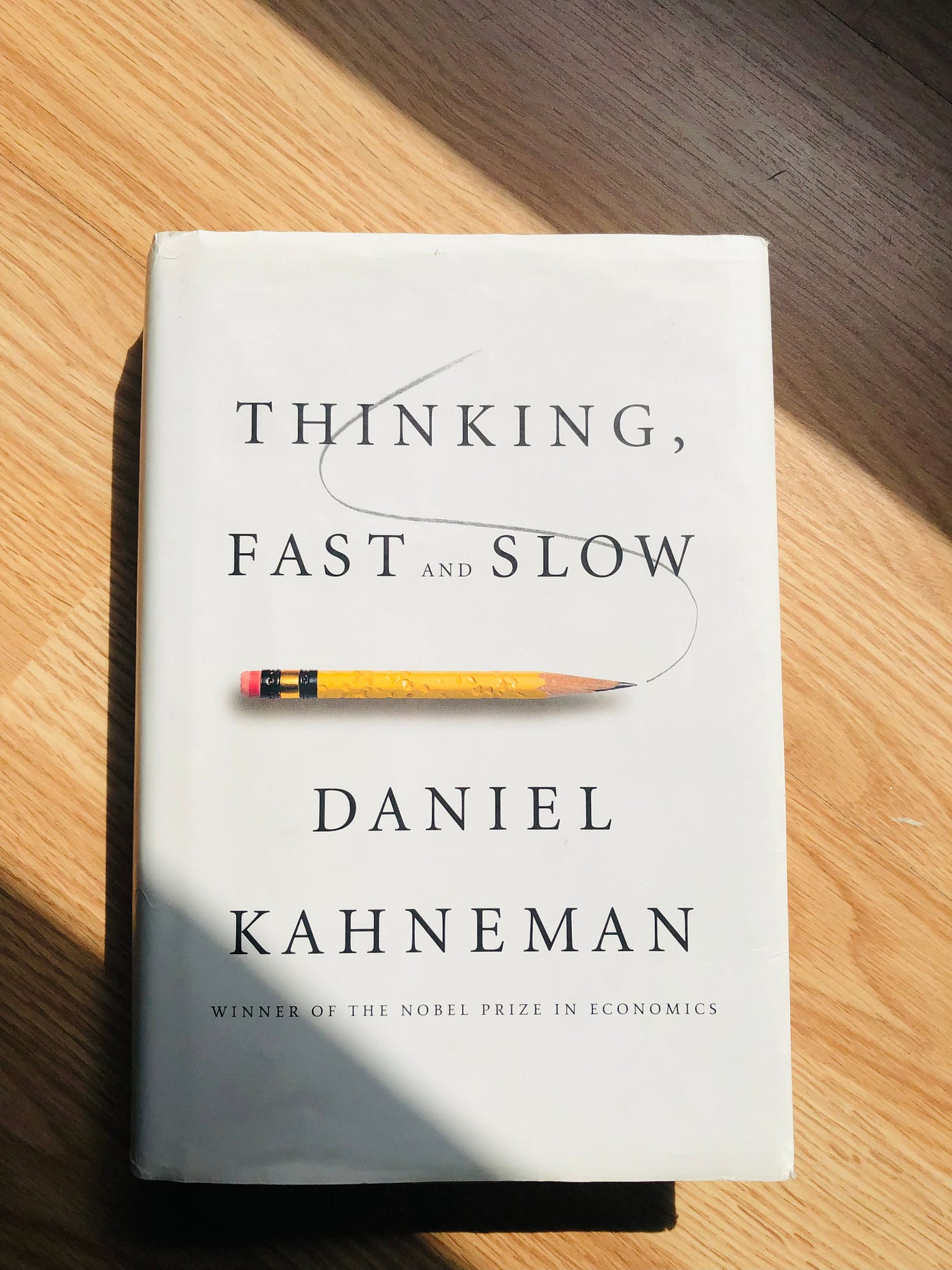 Thinking, Fast and Slow: Kahneman, Daniel: : Books