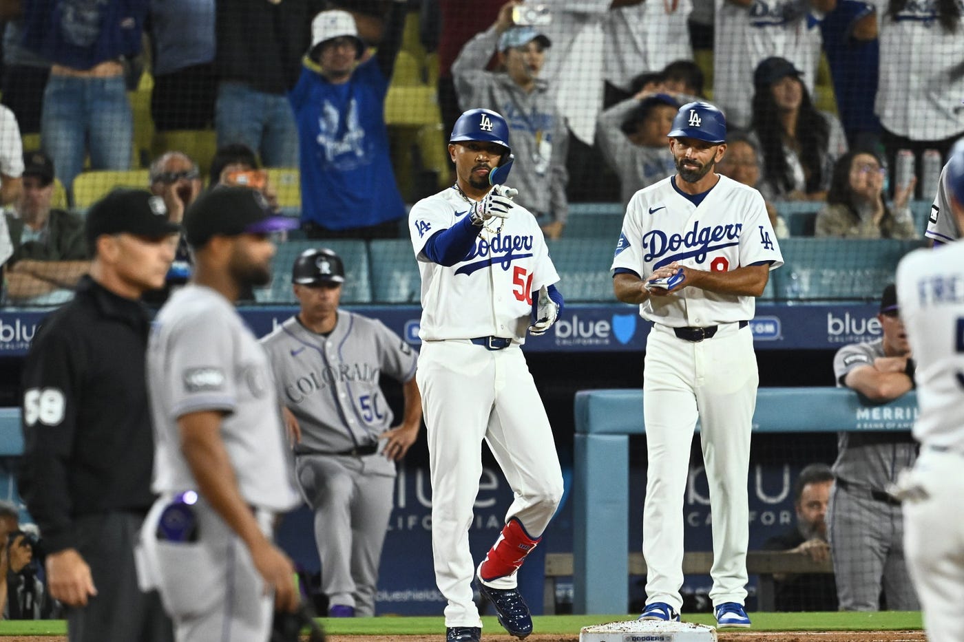Mookie Betts pushes Dodgers in scrappy series victory over Rockies