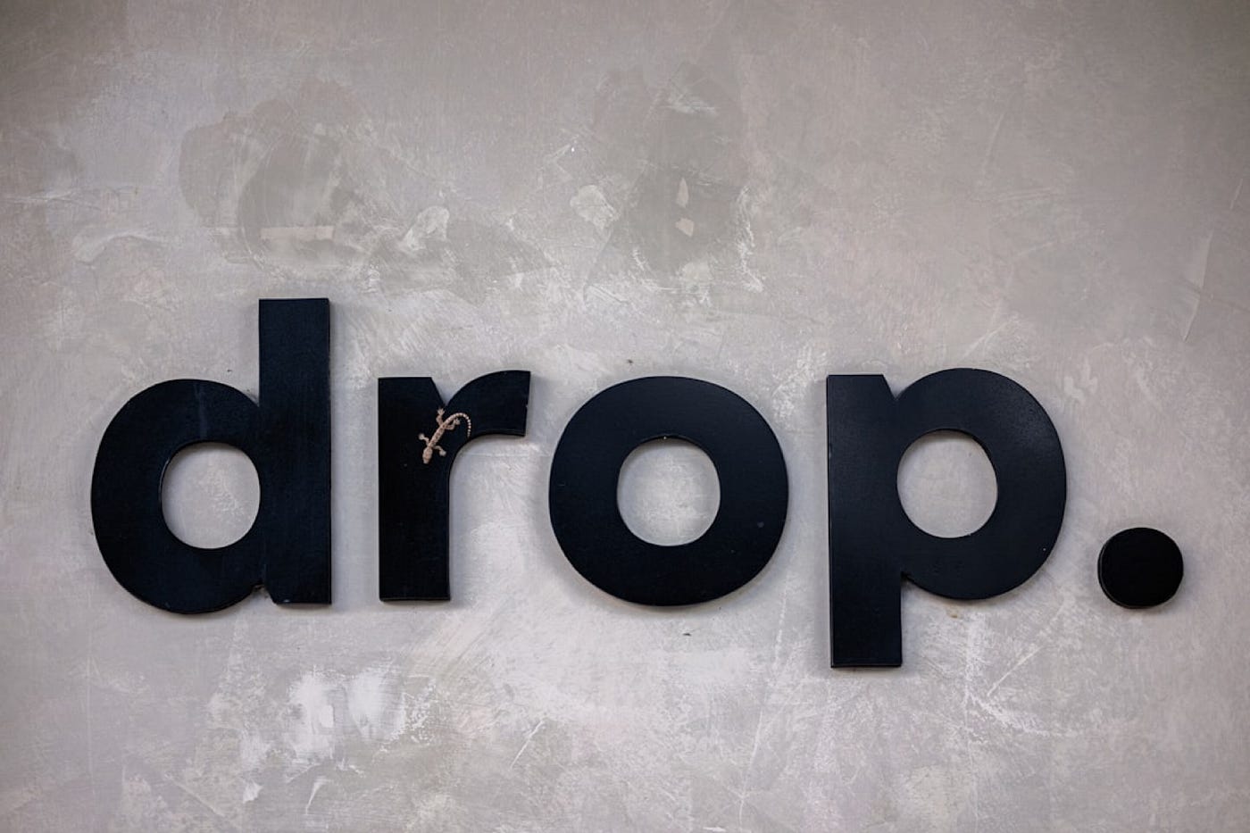 When Cron Misses, Revenue Drops — Building a Resilient Job Queue with Dedupe, Backoff, and…